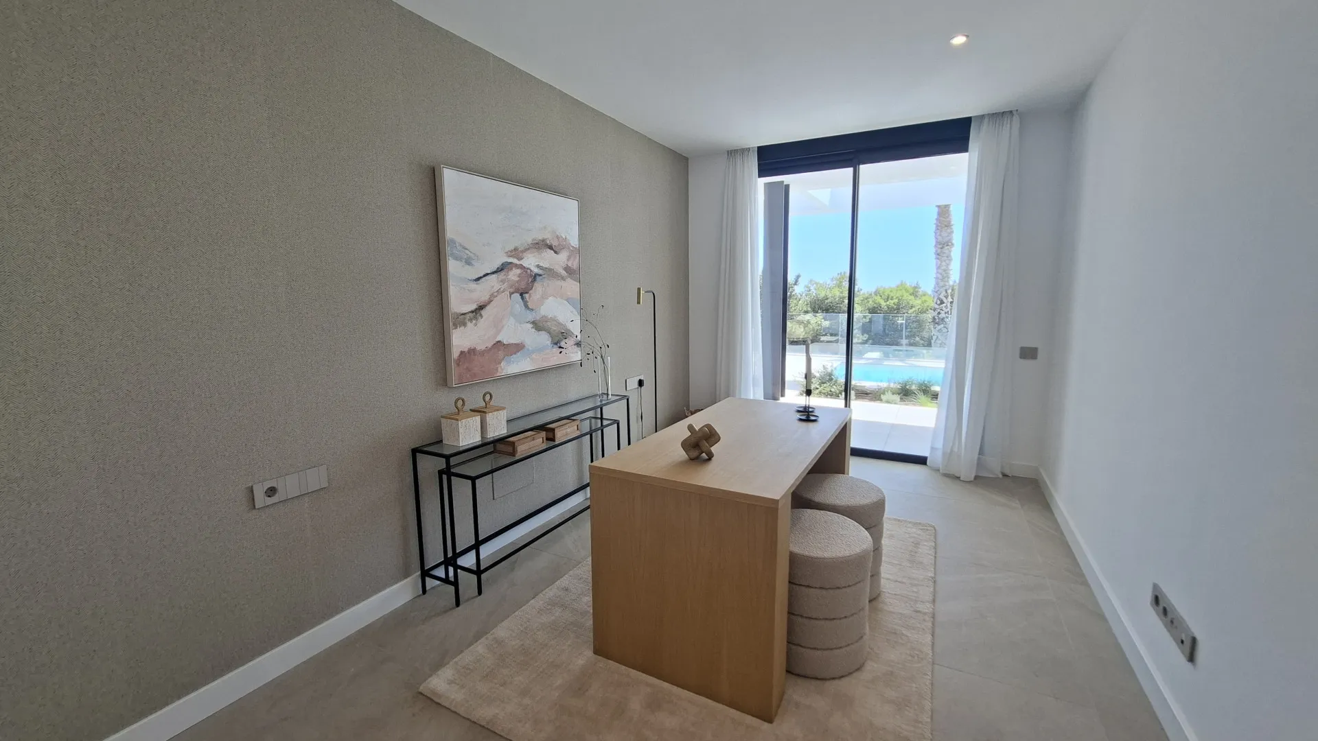 Apartamento a la venta en Marbella Este con 4 dormitorios