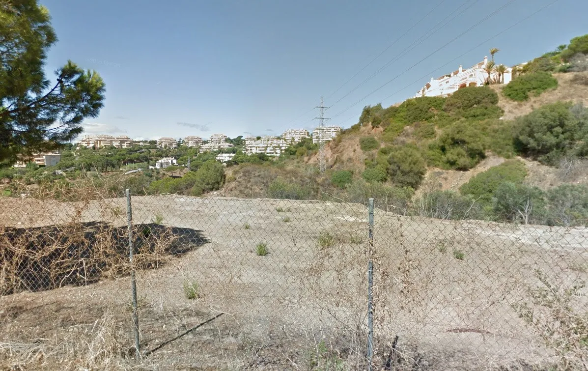 For sale plot in Elviria