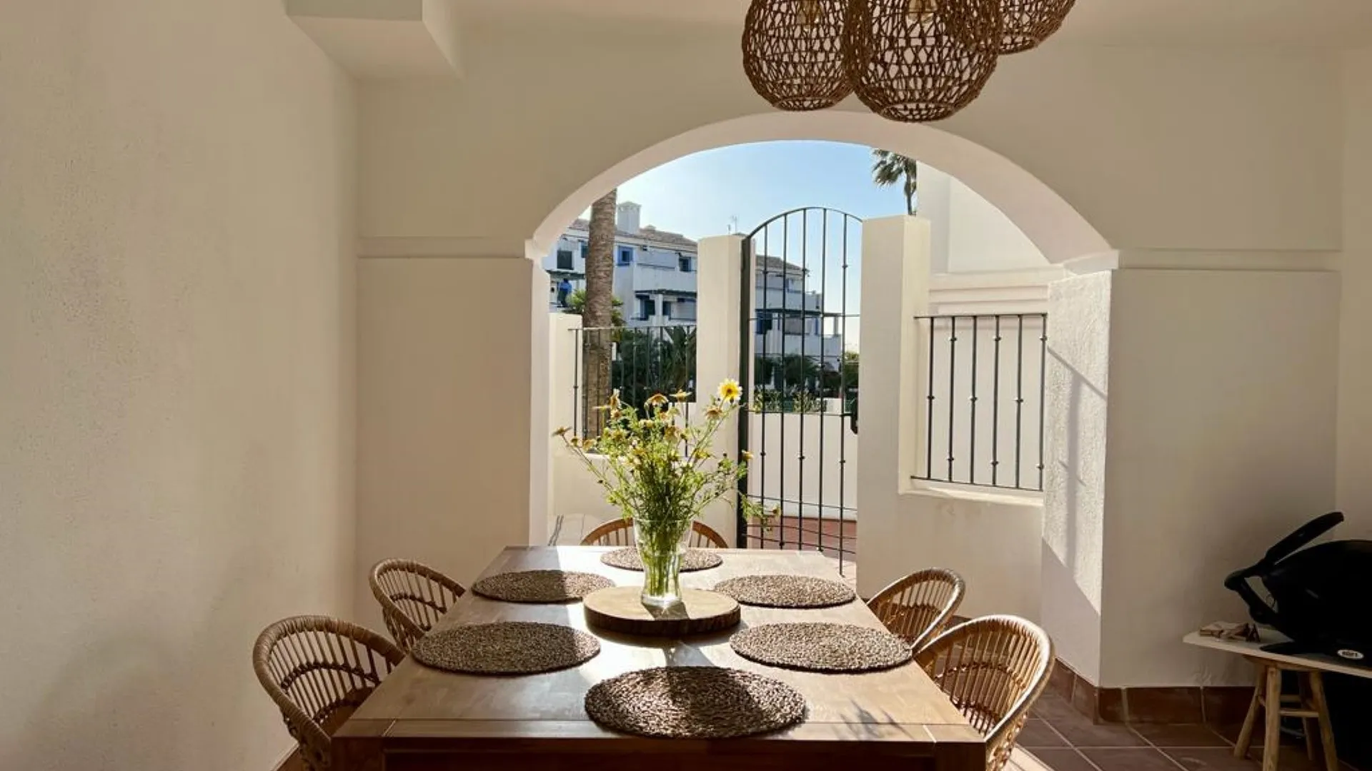 Se vende apartamento planta baja en Las Arenas