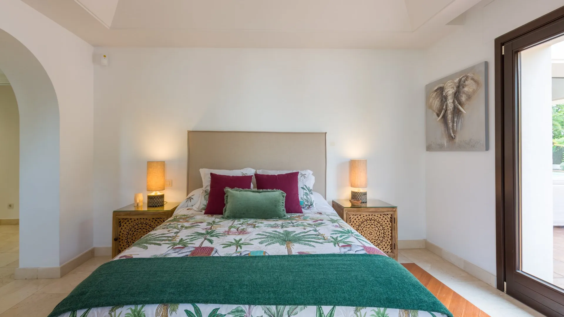 Casasola, villa de 5 dormitorios en venta