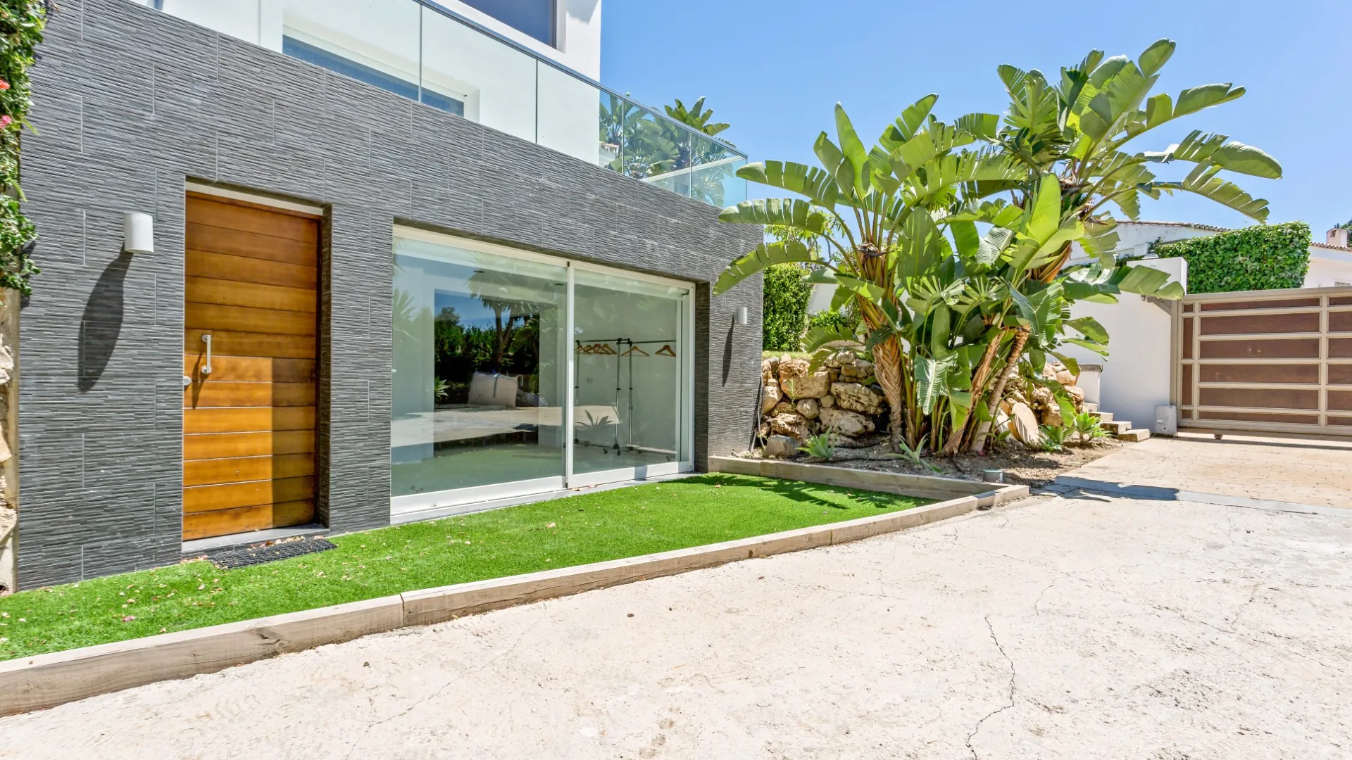 Villa a la venta con 6 dormitorios en Hacienda las Chapas