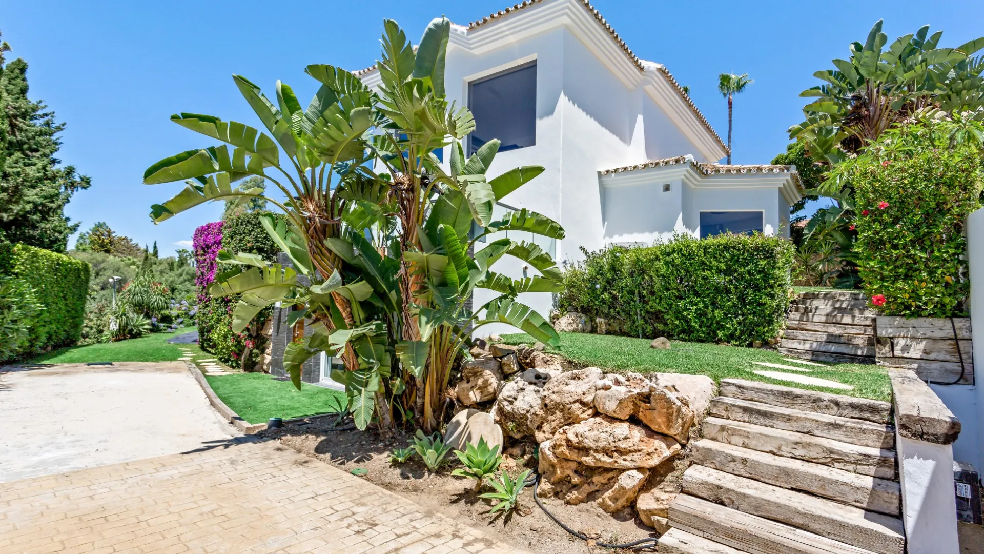 Villa a la venta con 6 dormitorios en Hacienda las Chapas