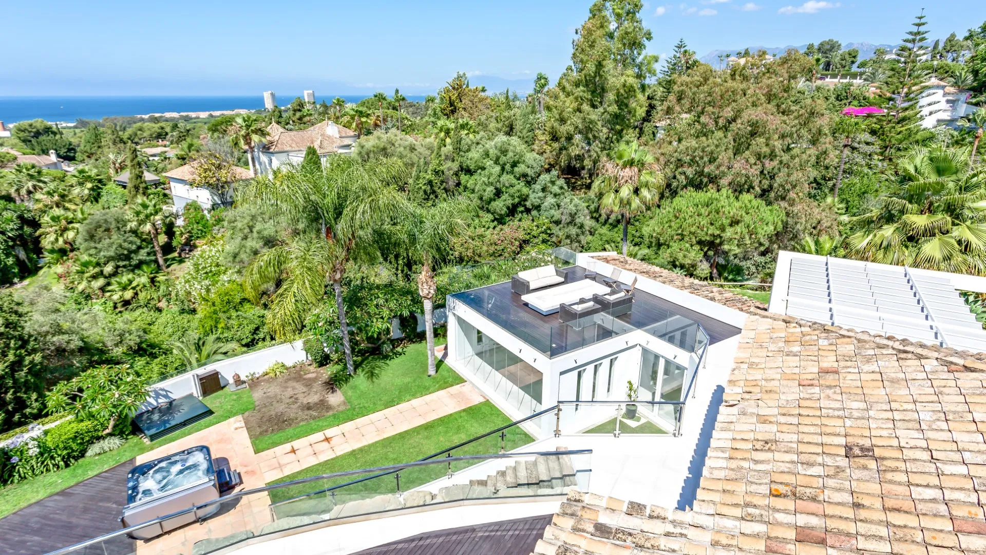 Villa a la venta con 6 dormitorios en Hacienda las Chapas