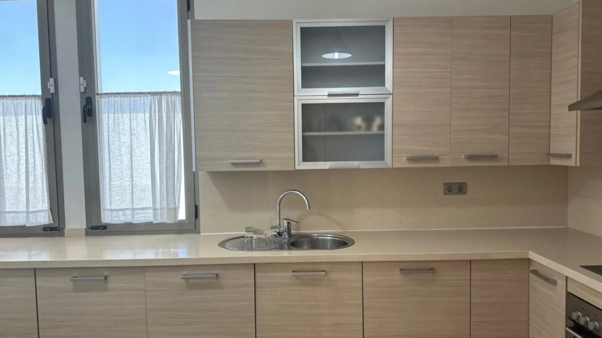 Town house for sale in Benahavis with 4 bedrooms