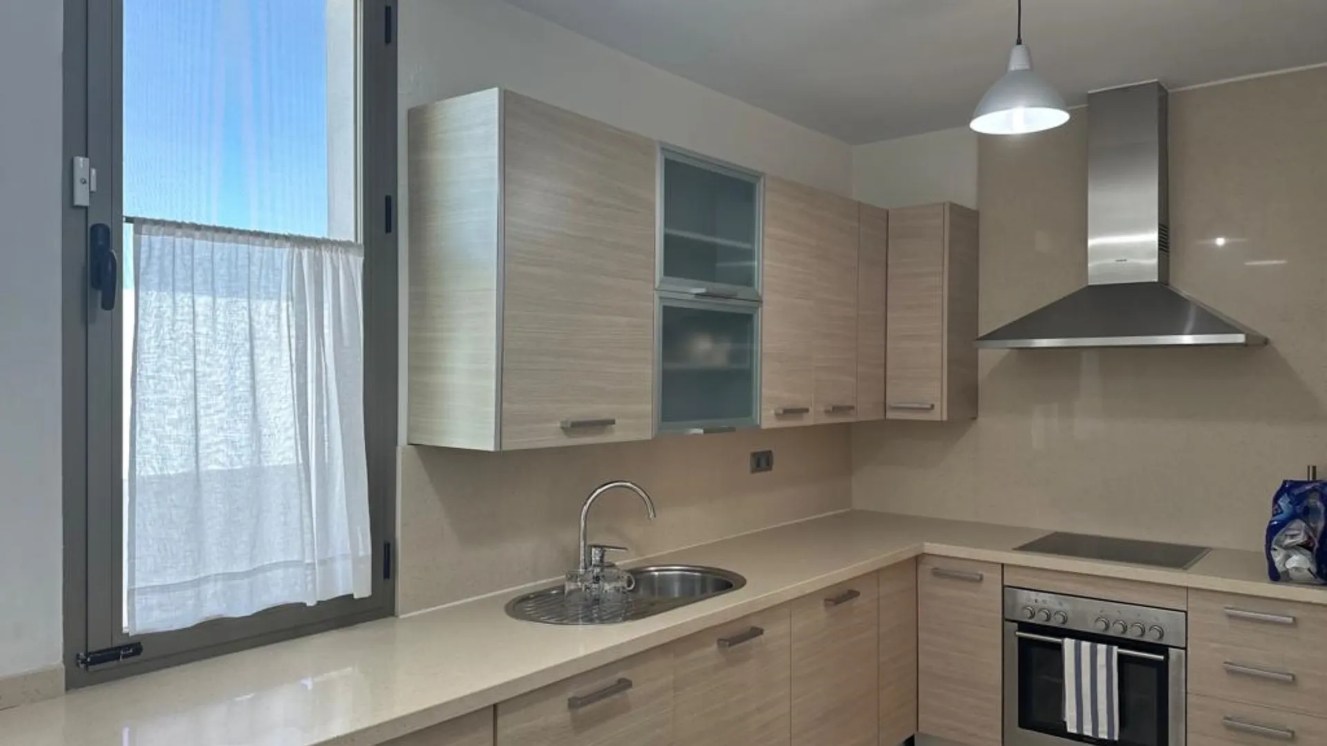 Town house for sale in Benahavis with 4 bedrooms