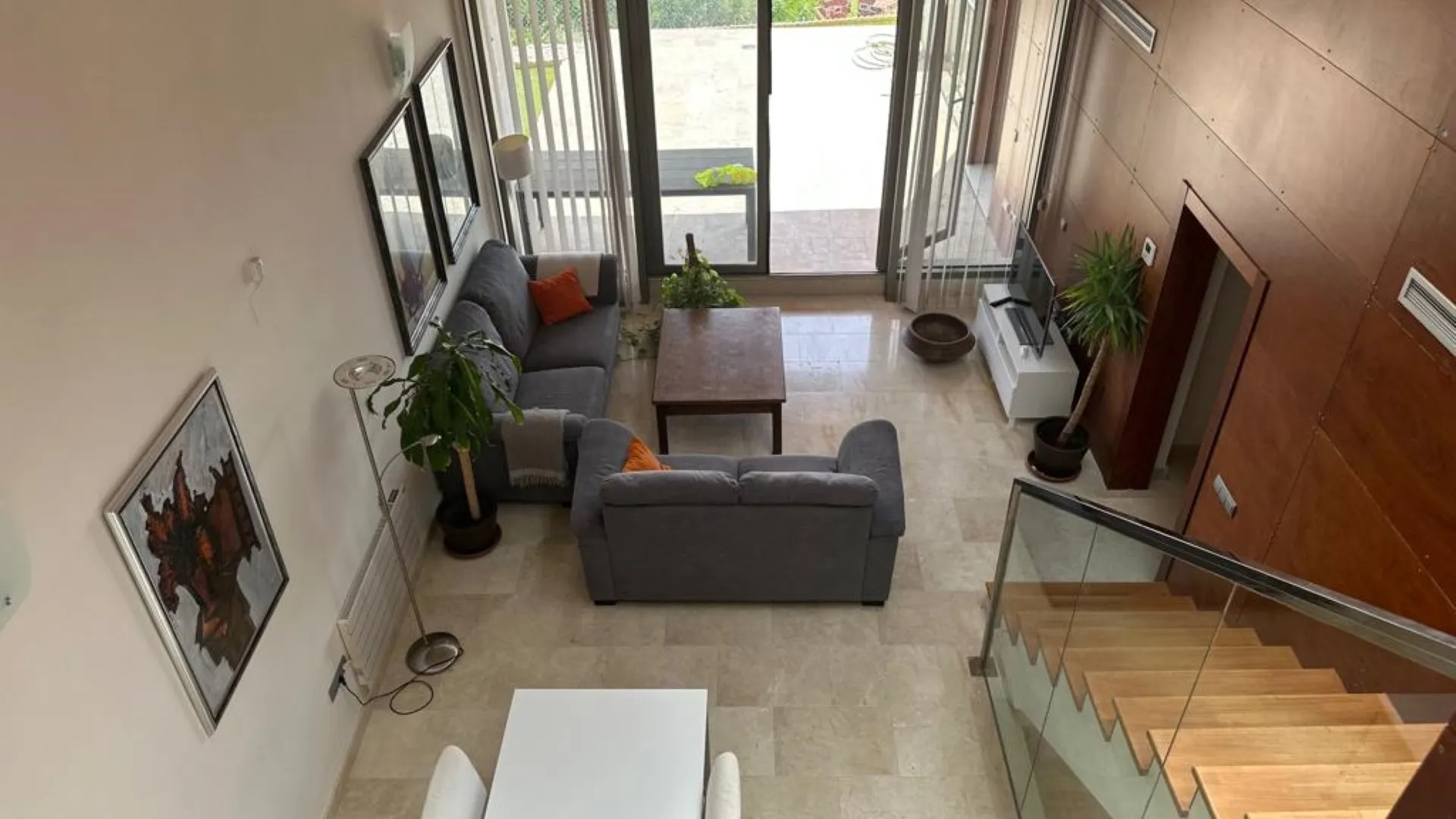 Town house for sale in Benahavis with 4 bedrooms