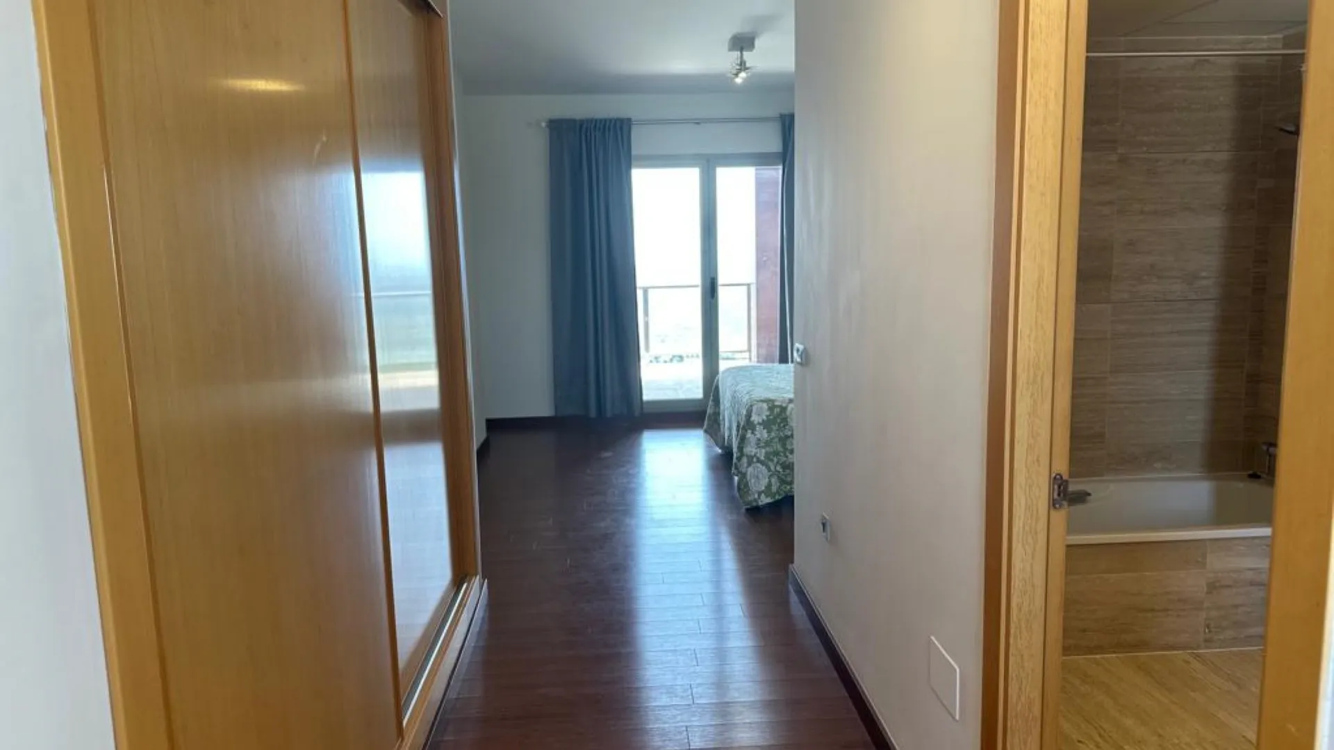 Town house for sale in Benahavis with 4 bedrooms