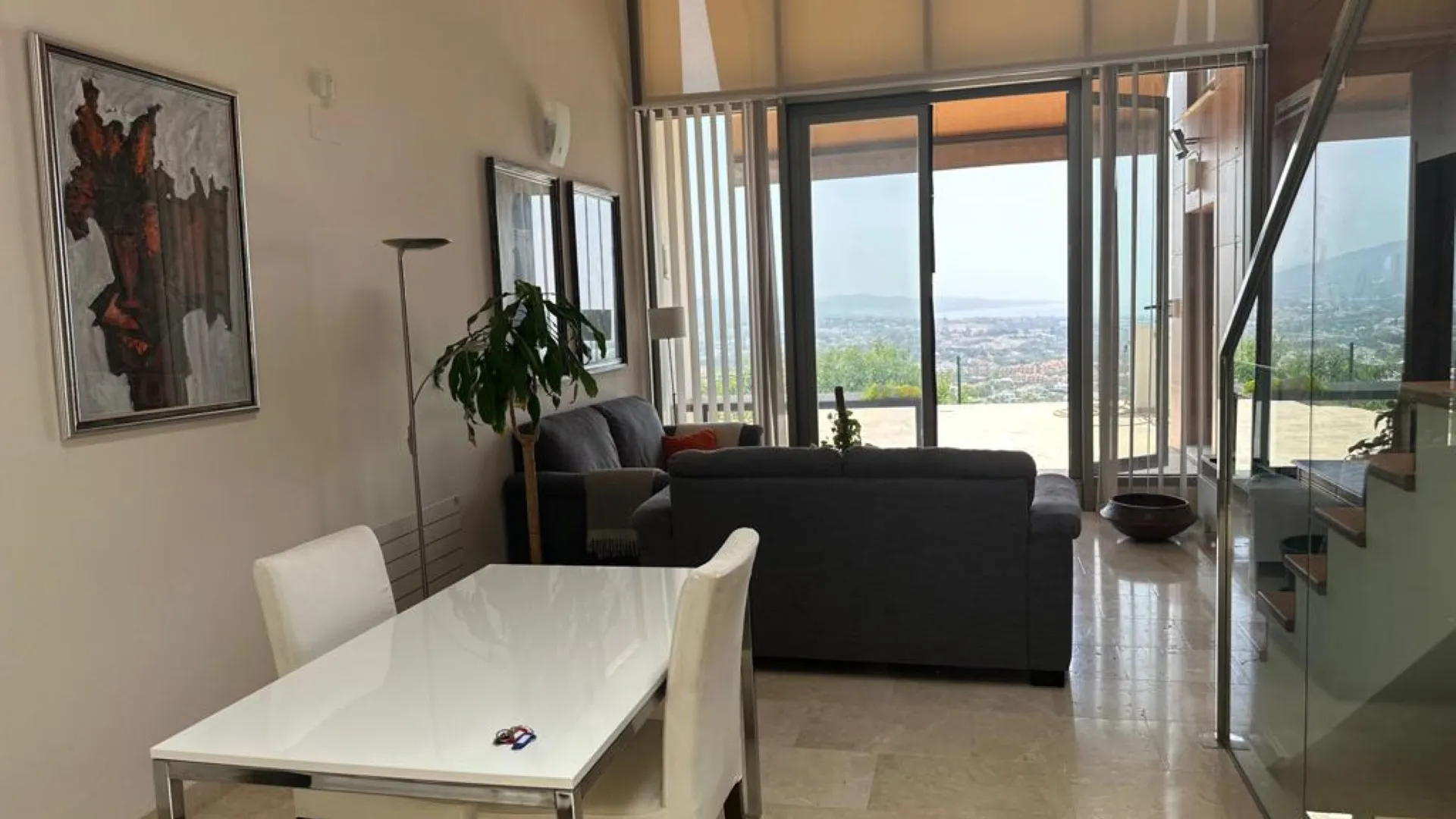 Town house for sale in Benahavis with 4 bedrooms