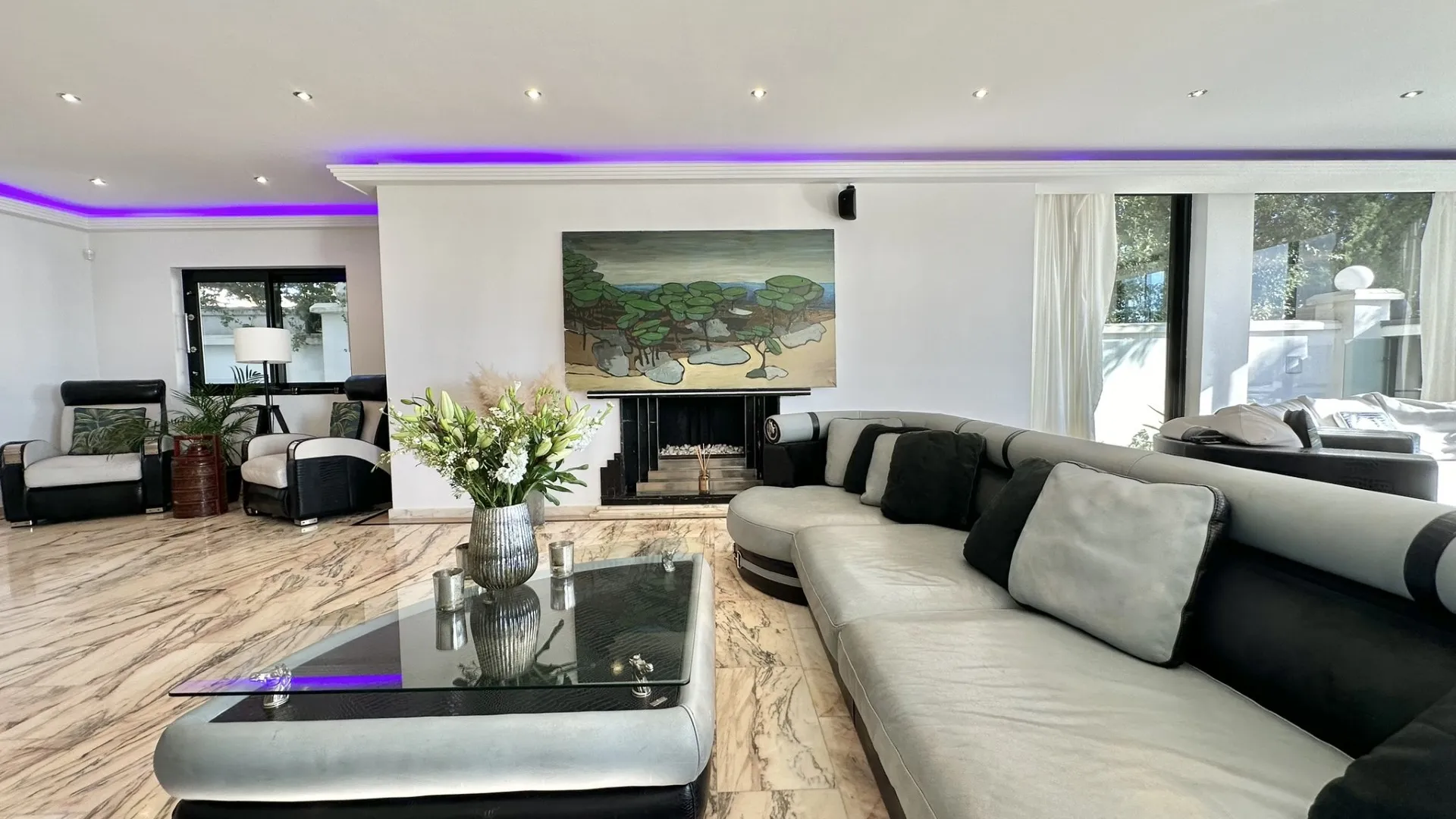 Villa con 7 dormitorios en venta en Artola