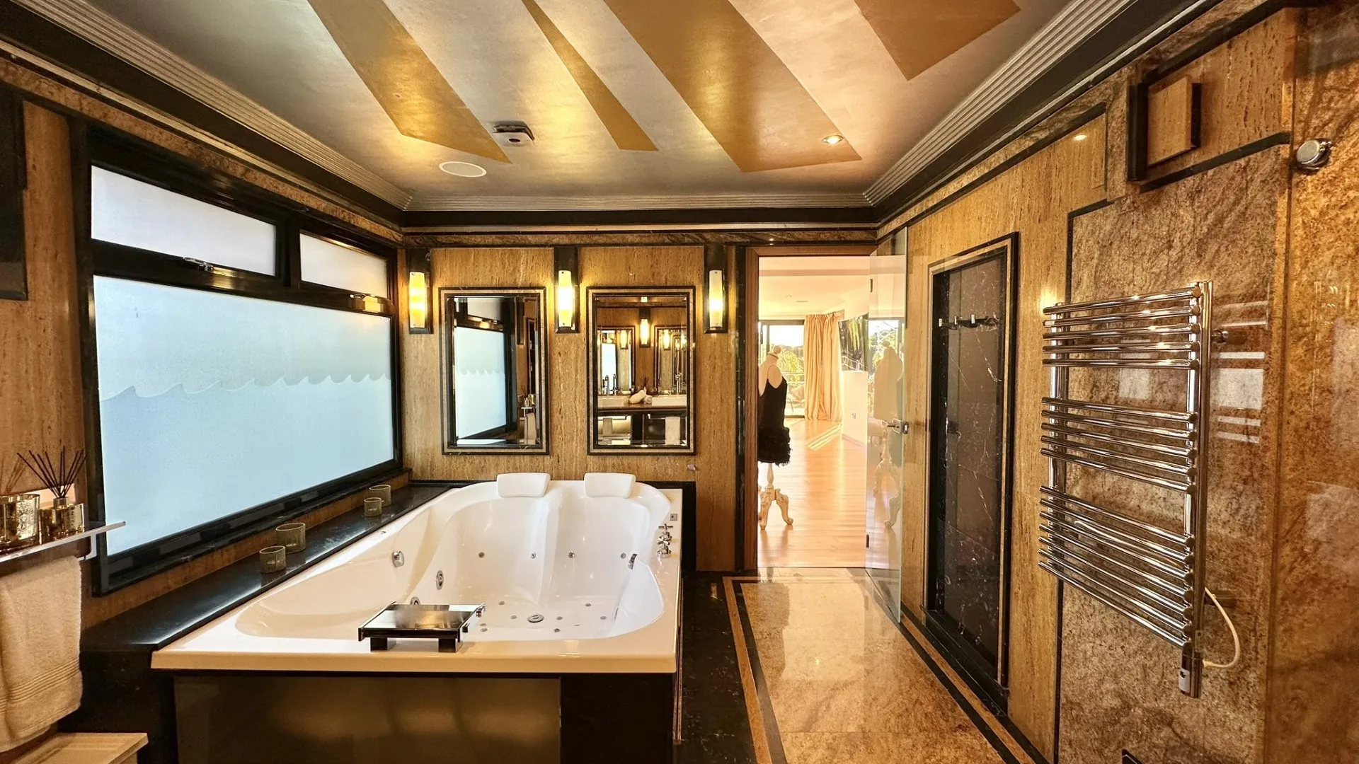 Villa con 7 dormitorios en venta en Artola