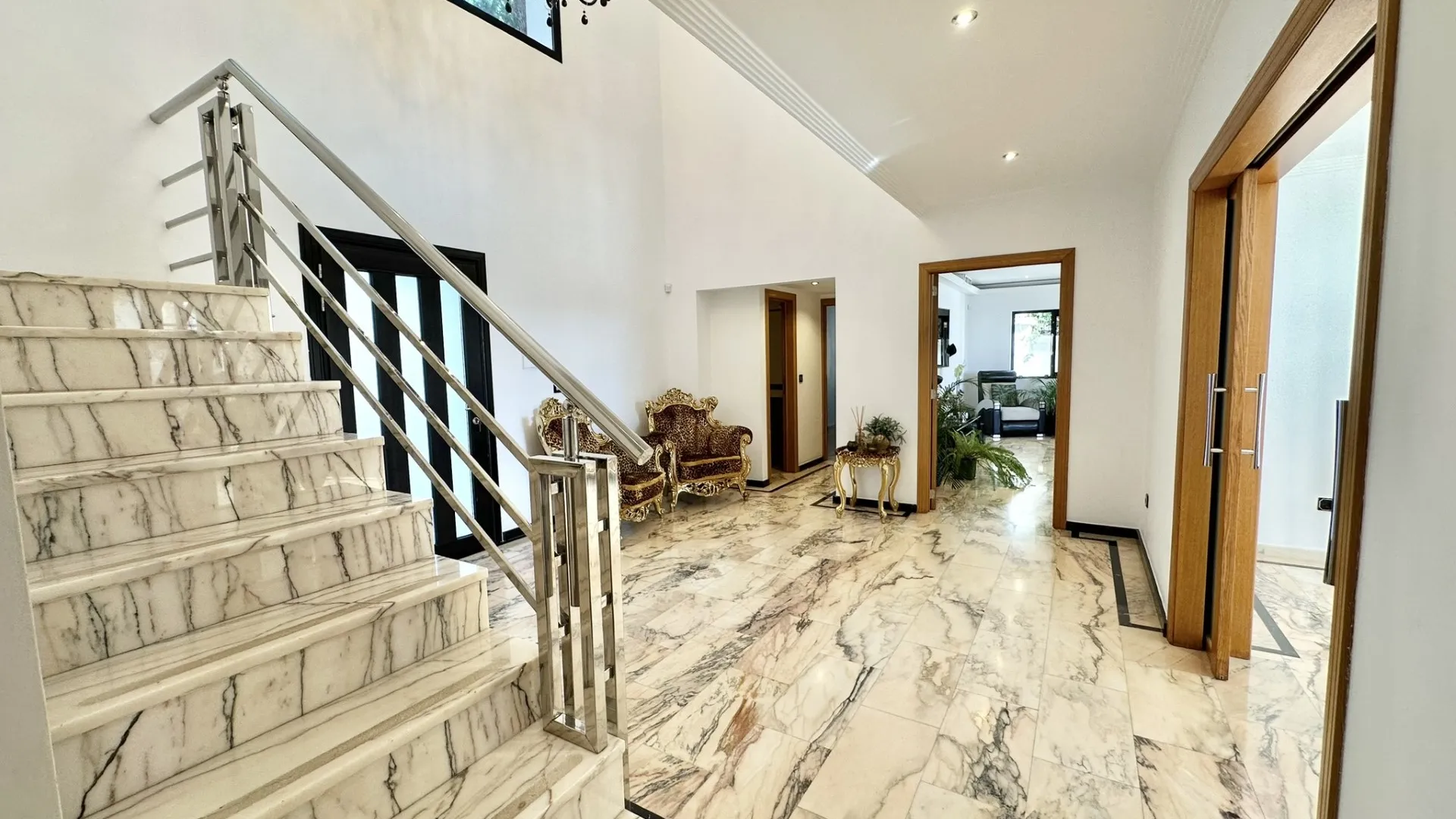 Villa con 7 dormitorios en venta en Artola