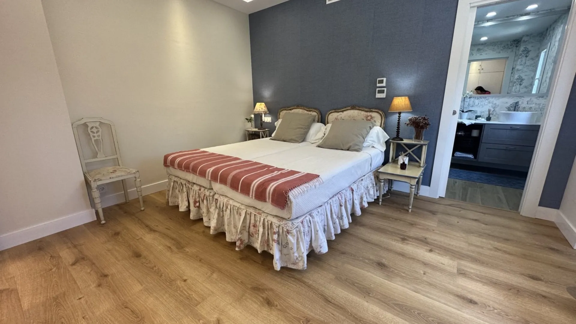 Altos de Puente Romano 5 bedrooms villa for sale