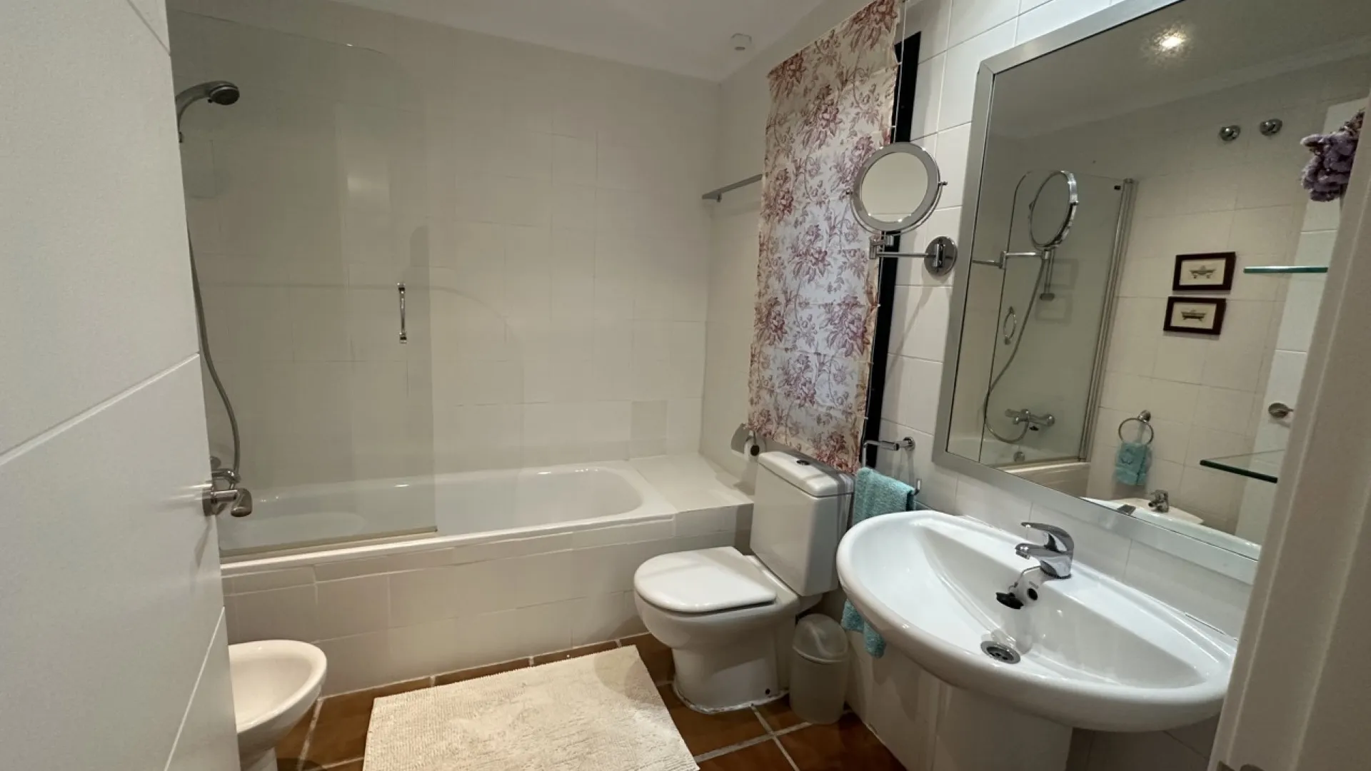 Altos de Puente Romano 5 bedrooms villa for sale