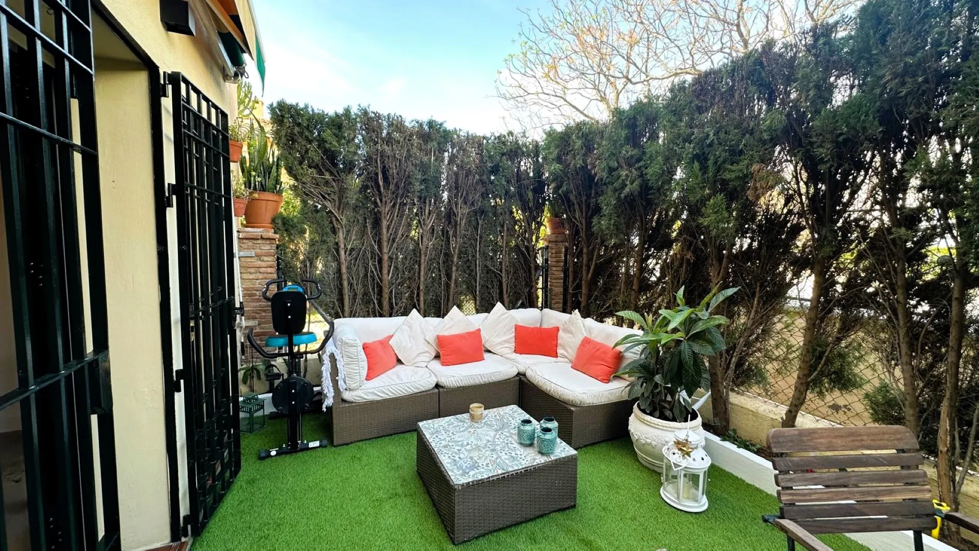 San Pedro Playa ground floor apartment for sale