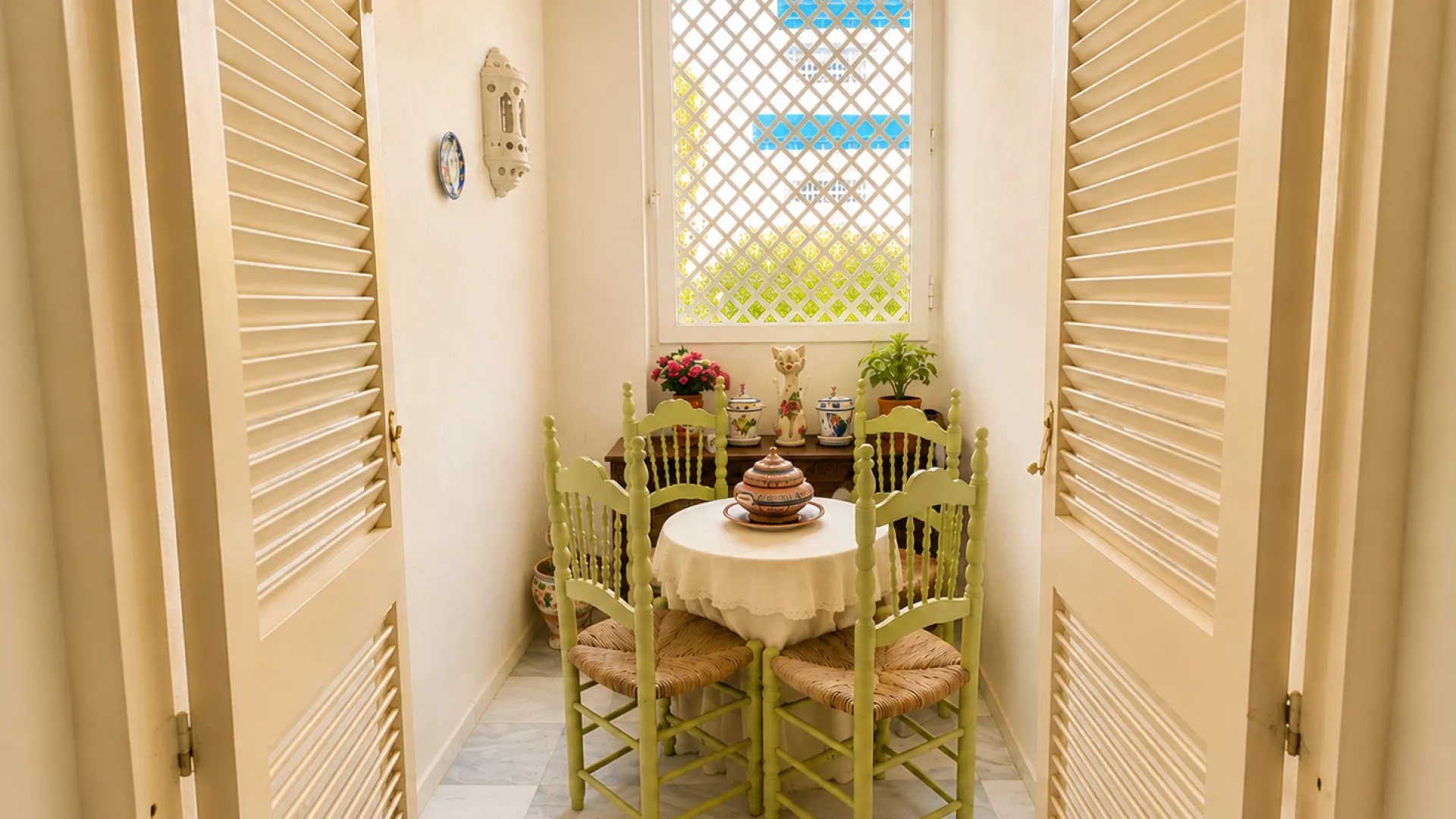 2 bedrooms ground floor apartment in Playas del Duque for sale