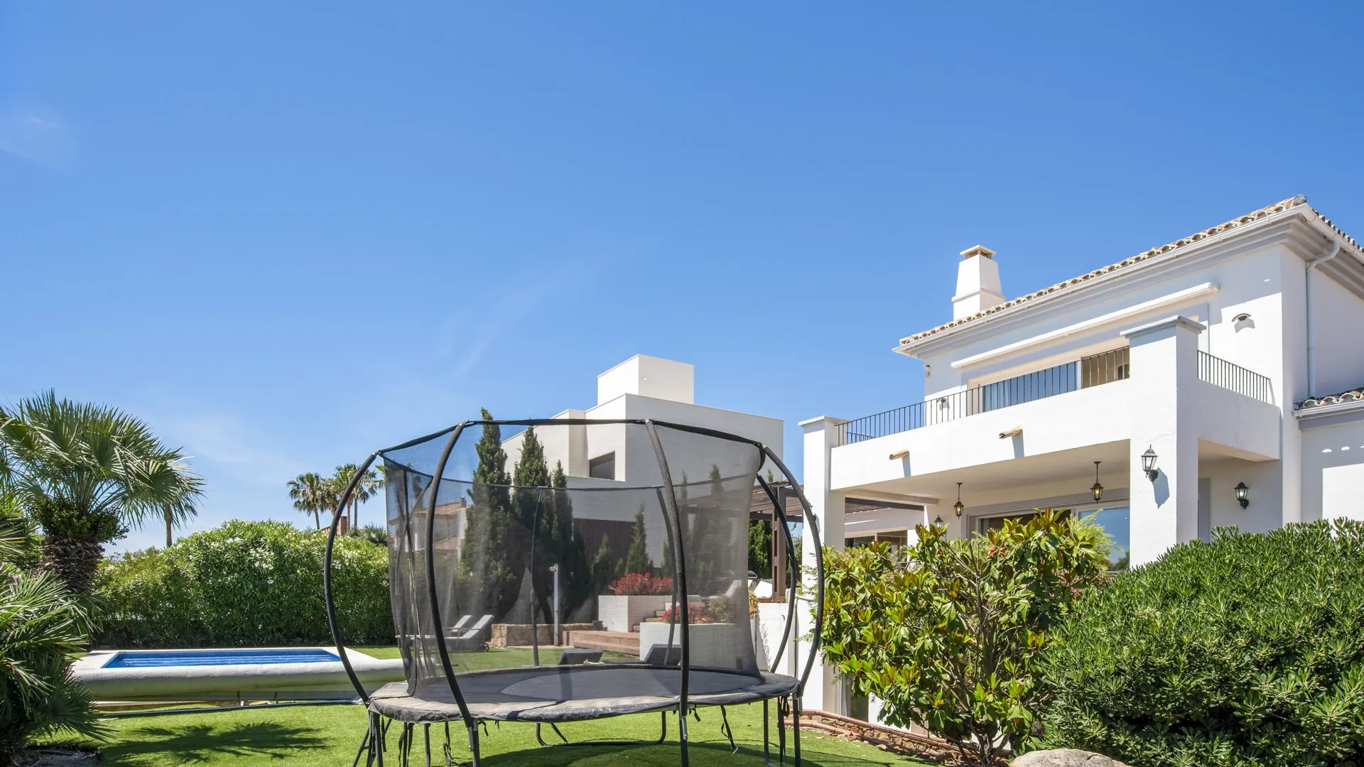 La Paloma villa for sale
