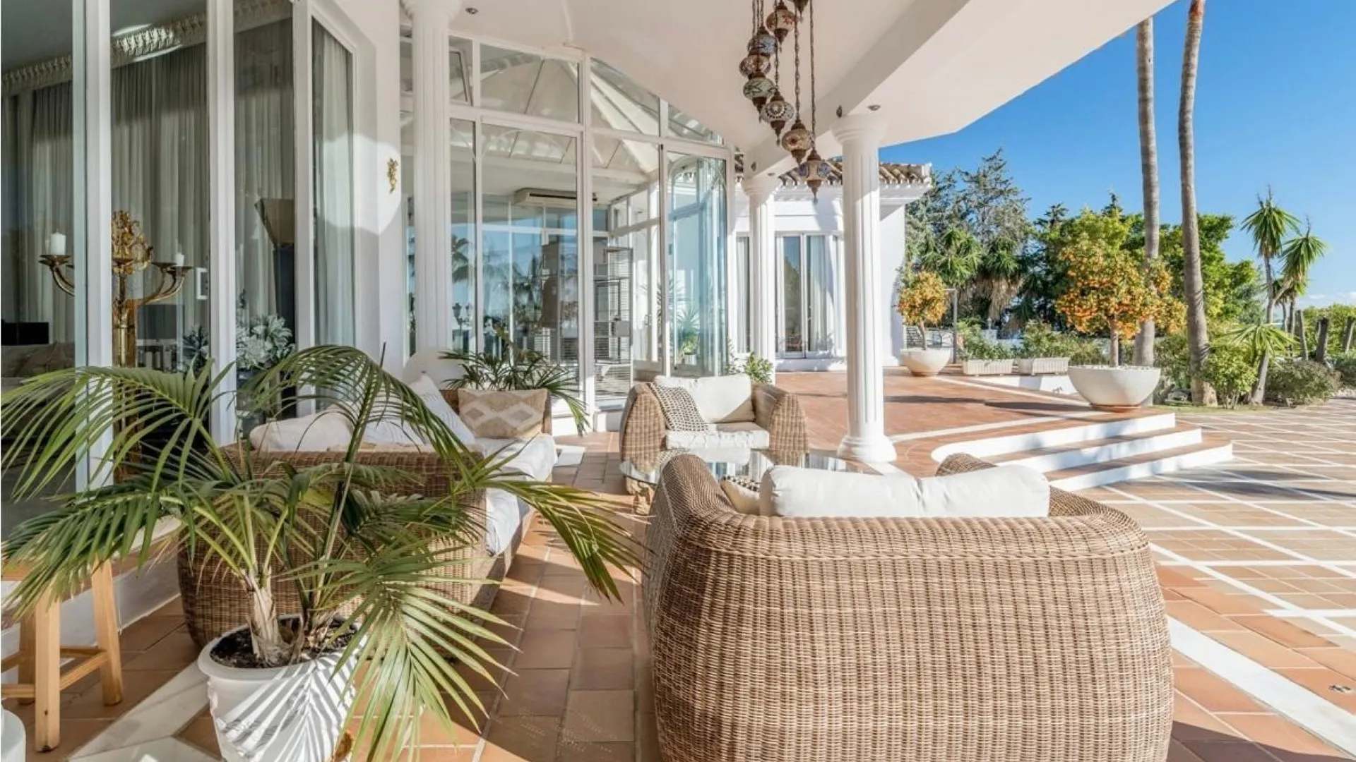 Comprar villa de 8 dormitorios en Mijas Pueblo