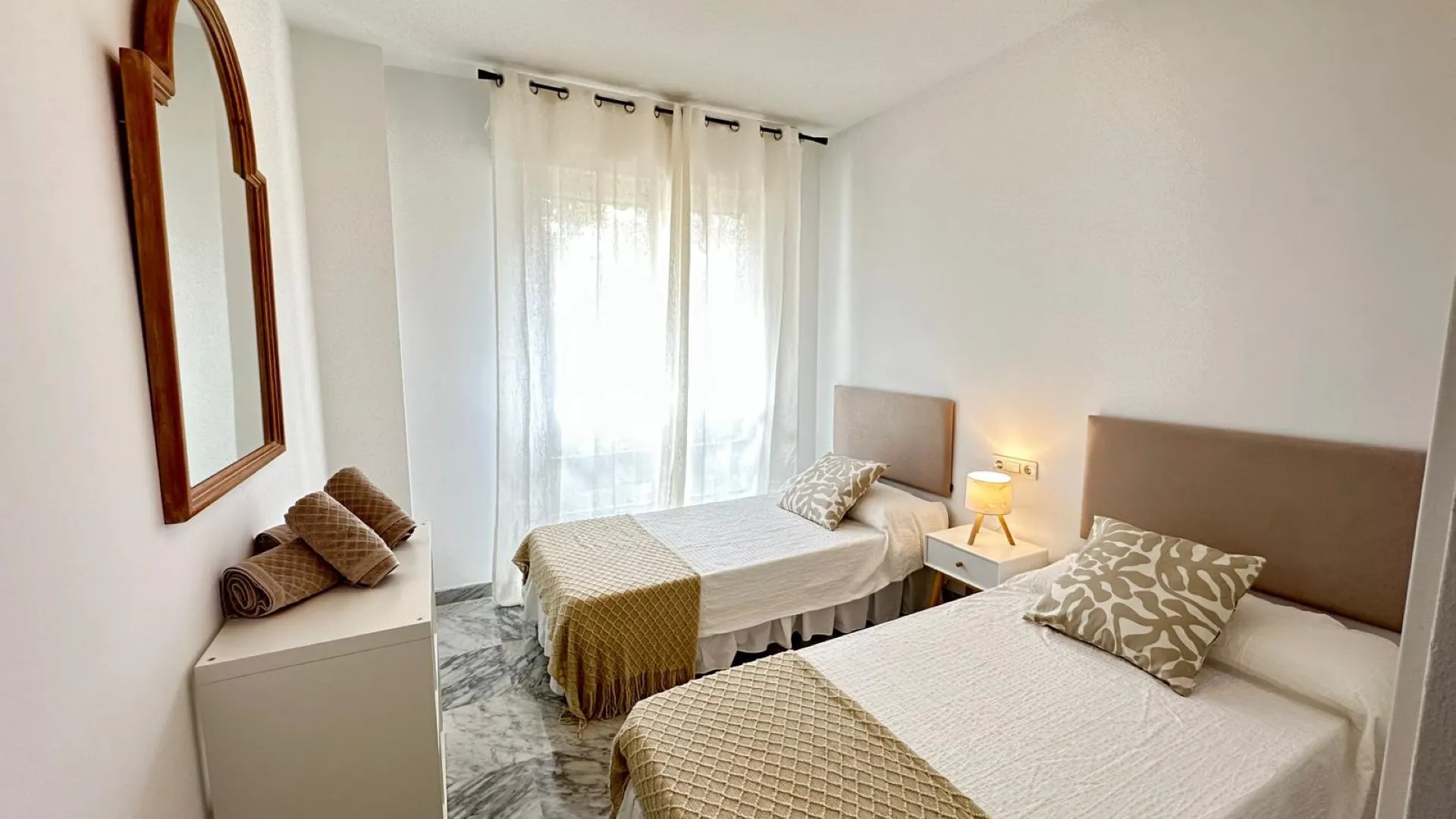 Se vende apartamento en Lorcrisur de 2 dormitorios
