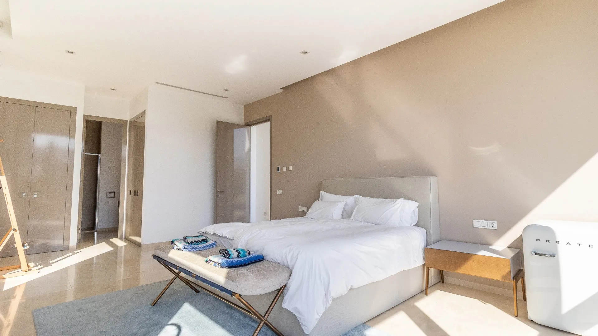 Villa en venta en Los Flamingos Golf con 6 dormitorios