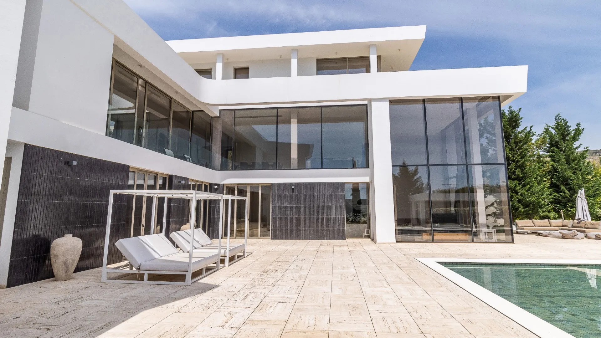 Villa en venta en Los Flamingos Golf con 6 dormitorios