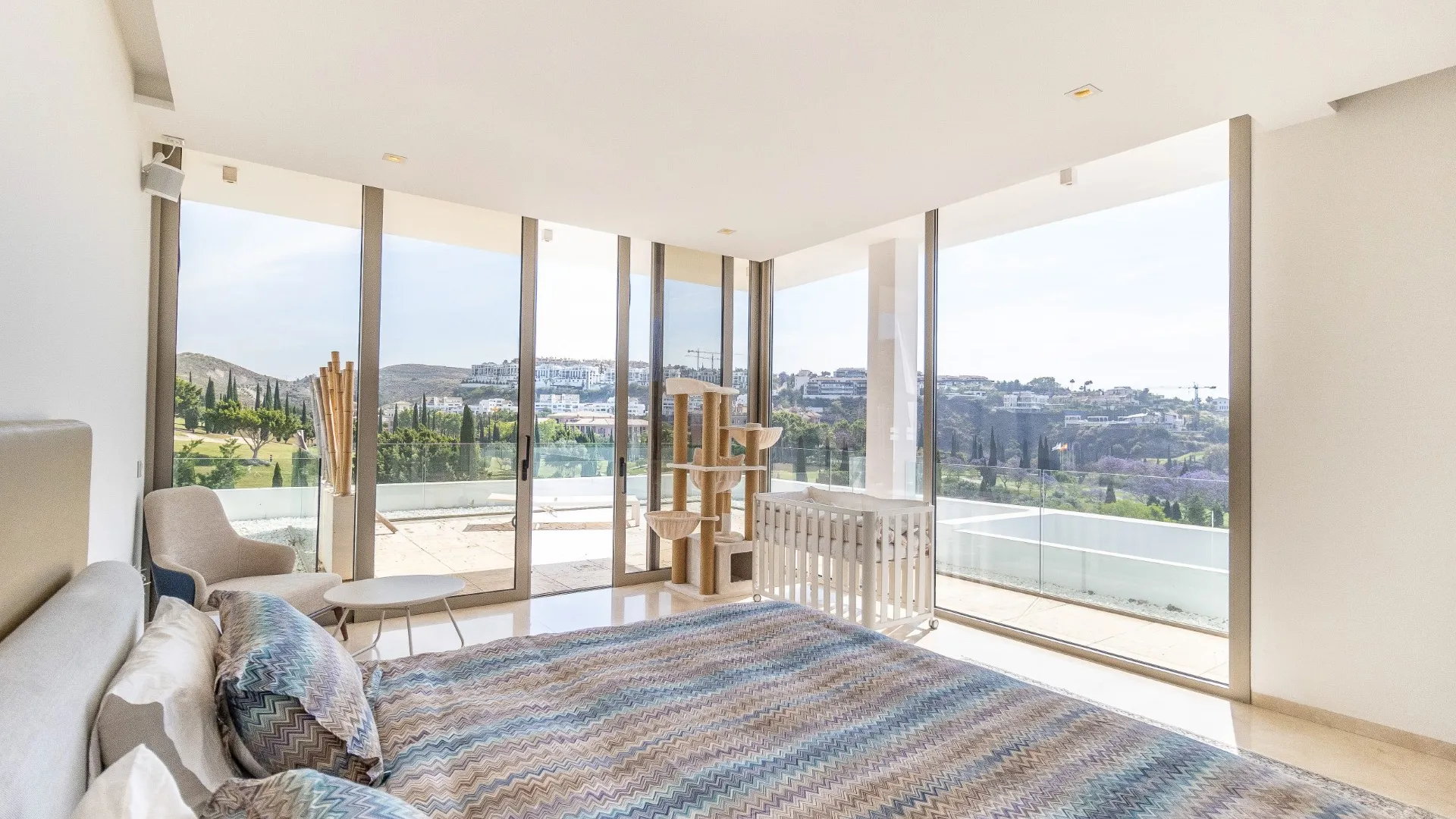 Villa en venta en Los Flamingos Golf con 6 dormitorios