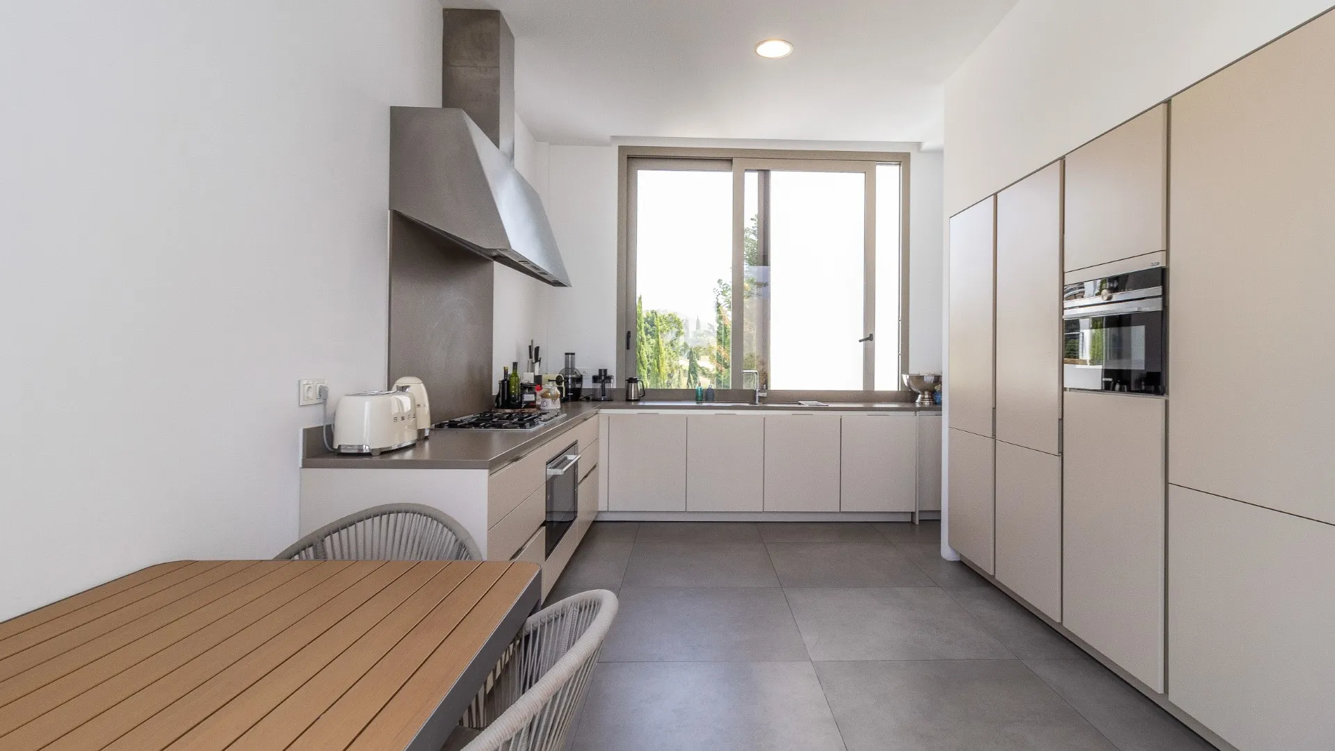 Villa en venta en Los Flamingos Golf con 6 dormitorios