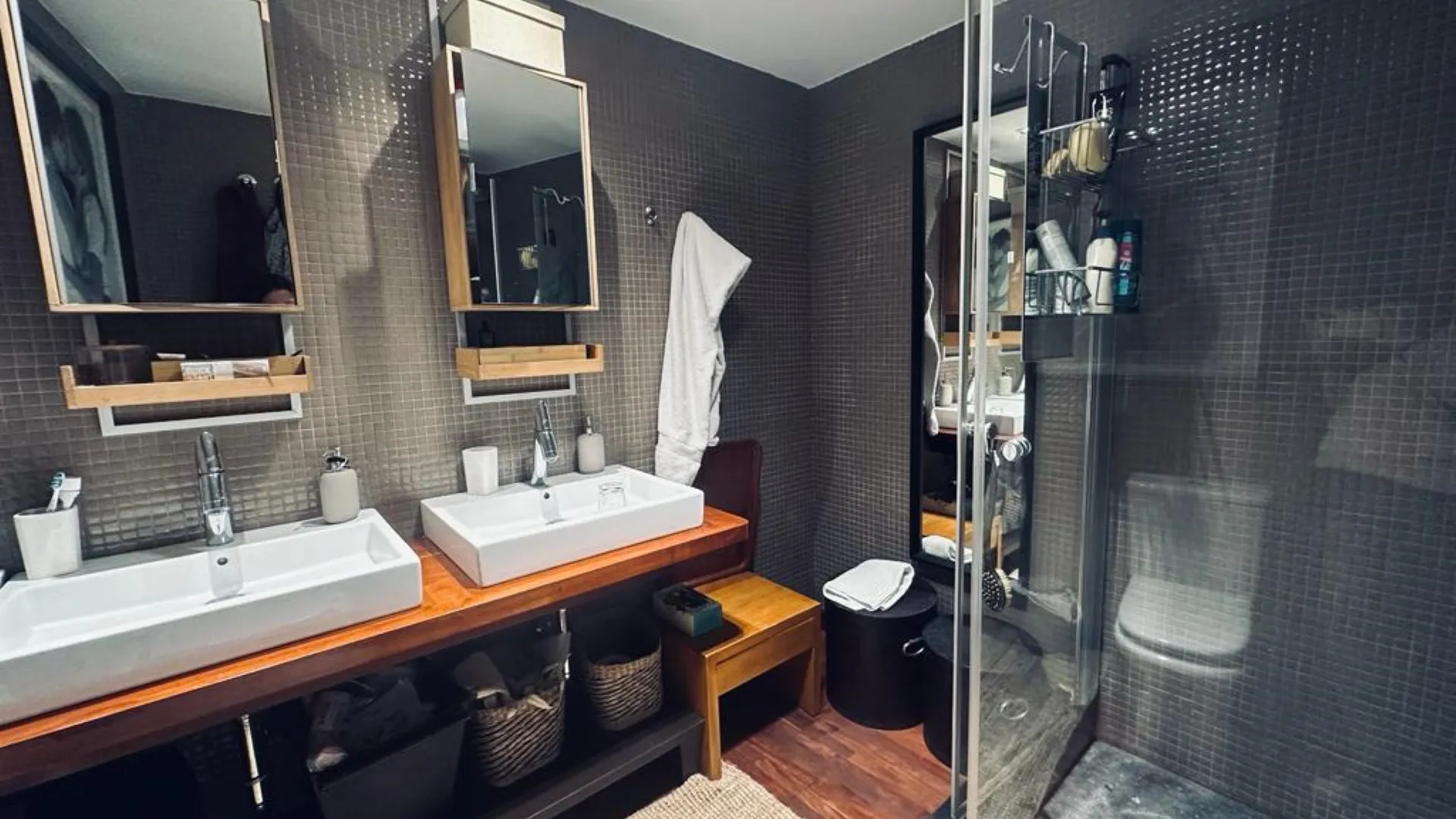 Se vende apartamento planta baja de 3 dormitorios en Marbella Golden Mile