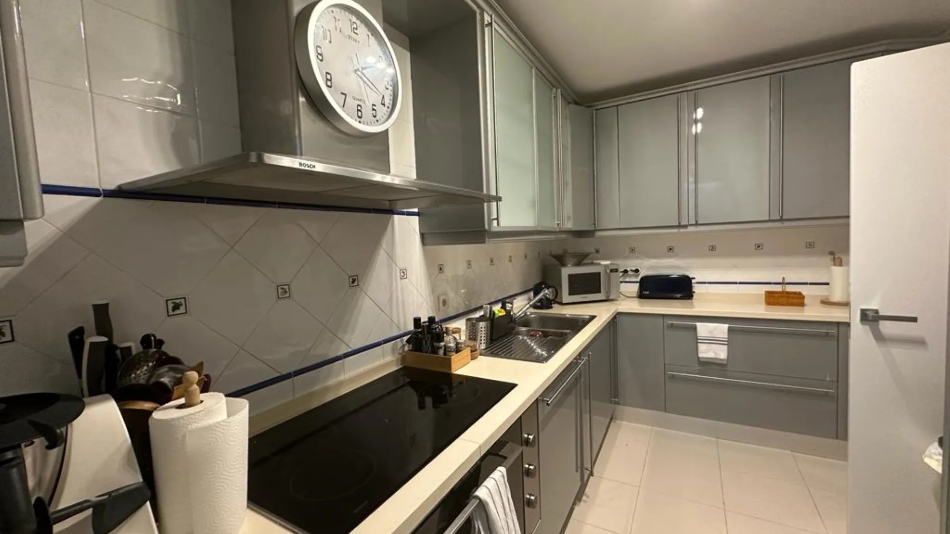 Se vende apartamento planta baja de 3 dormitorios en Marbella Golden Mile