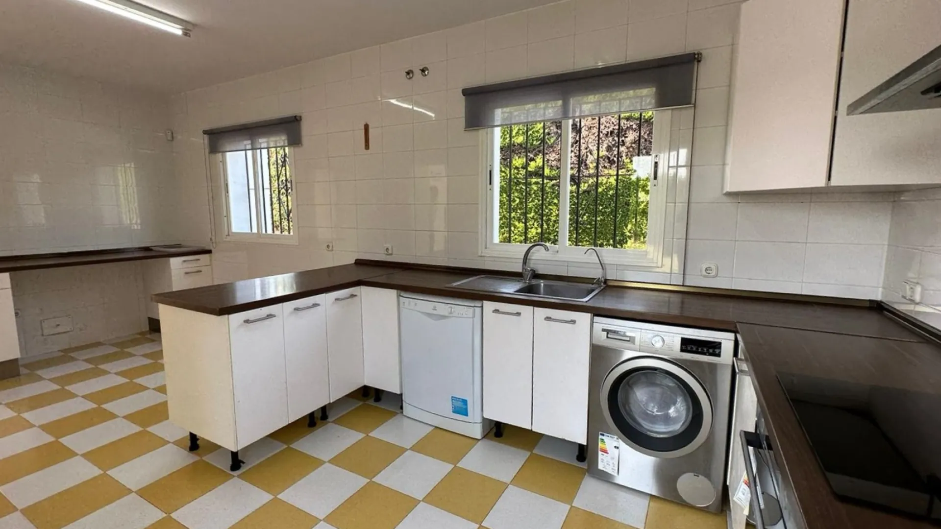Comprar villa de 5 dormitorios en Marbella Country Club