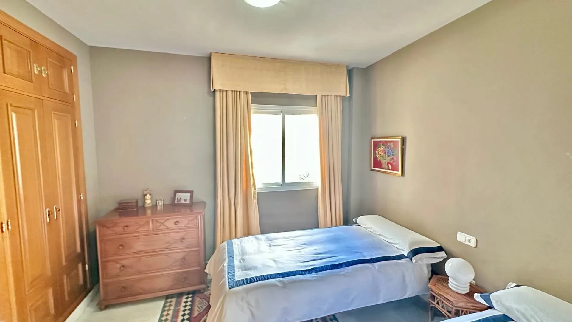 For sale Aloha Mirasierra apartment with 2 bedrooms