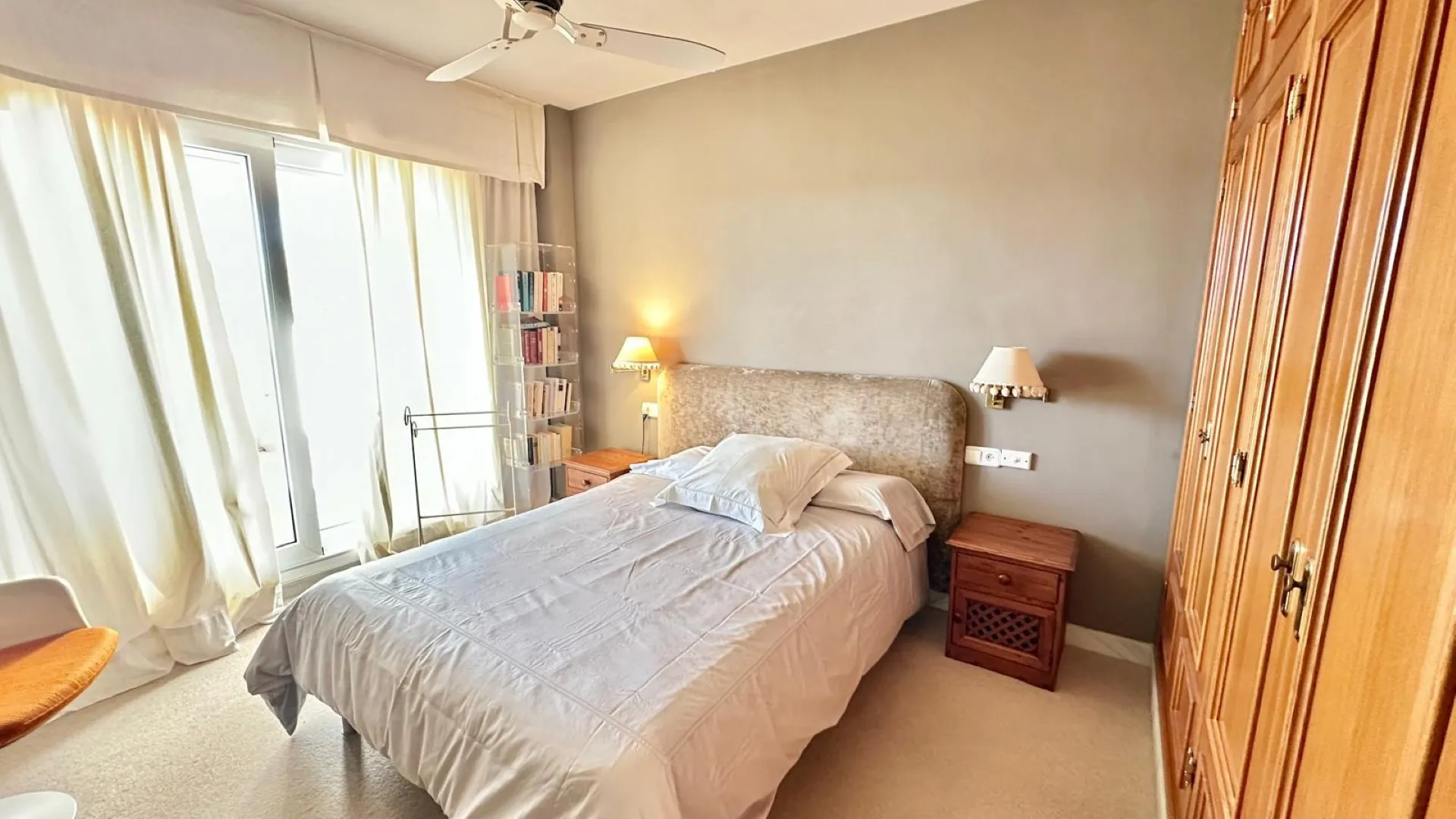 For sale Aloha Mirasierra apartment with 2 bedrooms