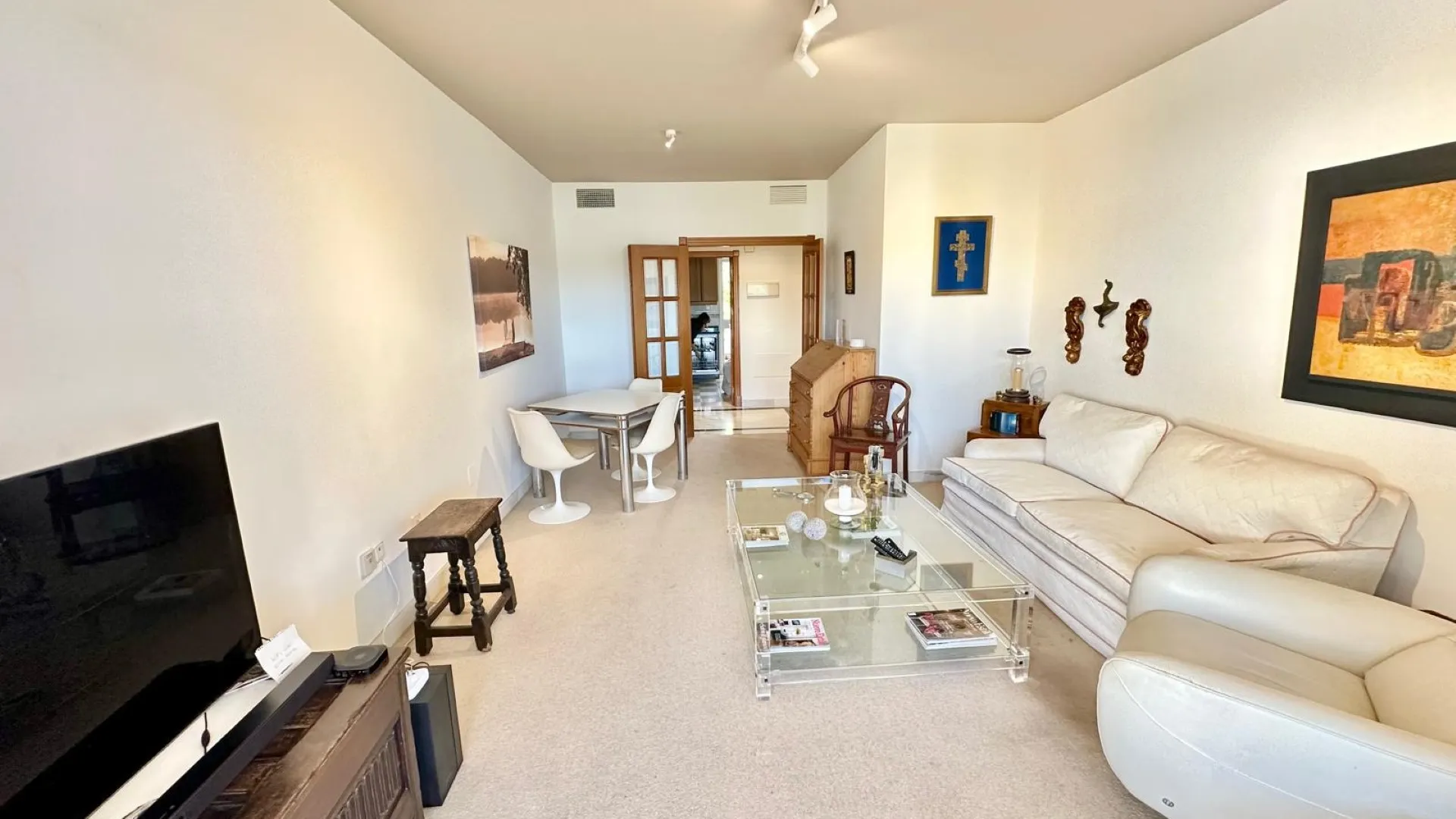 For sale Aloha Mirasierra apartment with 2 bedrooms