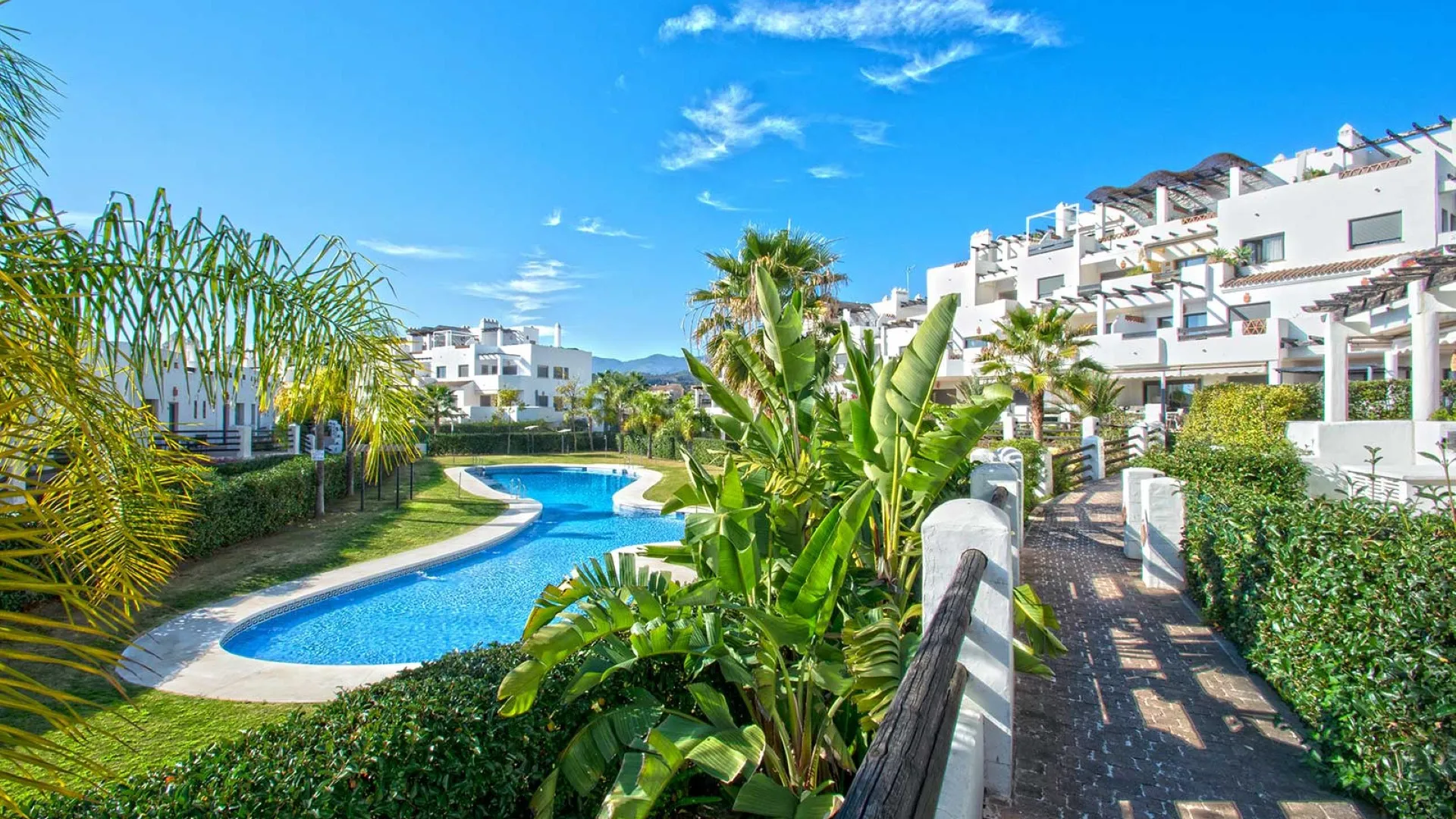 Selwo, atico duplex de 2 dormitorios en venta