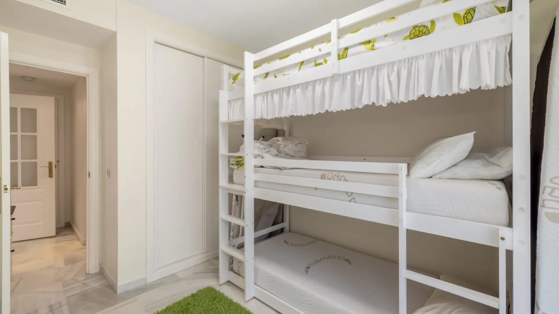 Apartment for sale in Lorcrimar