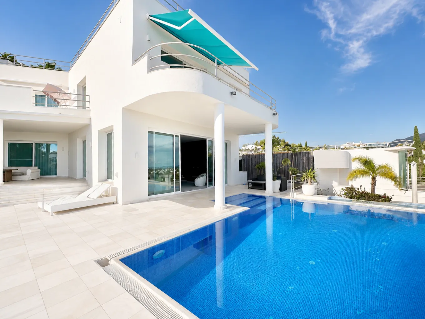 Comprar villa en El Herrojo