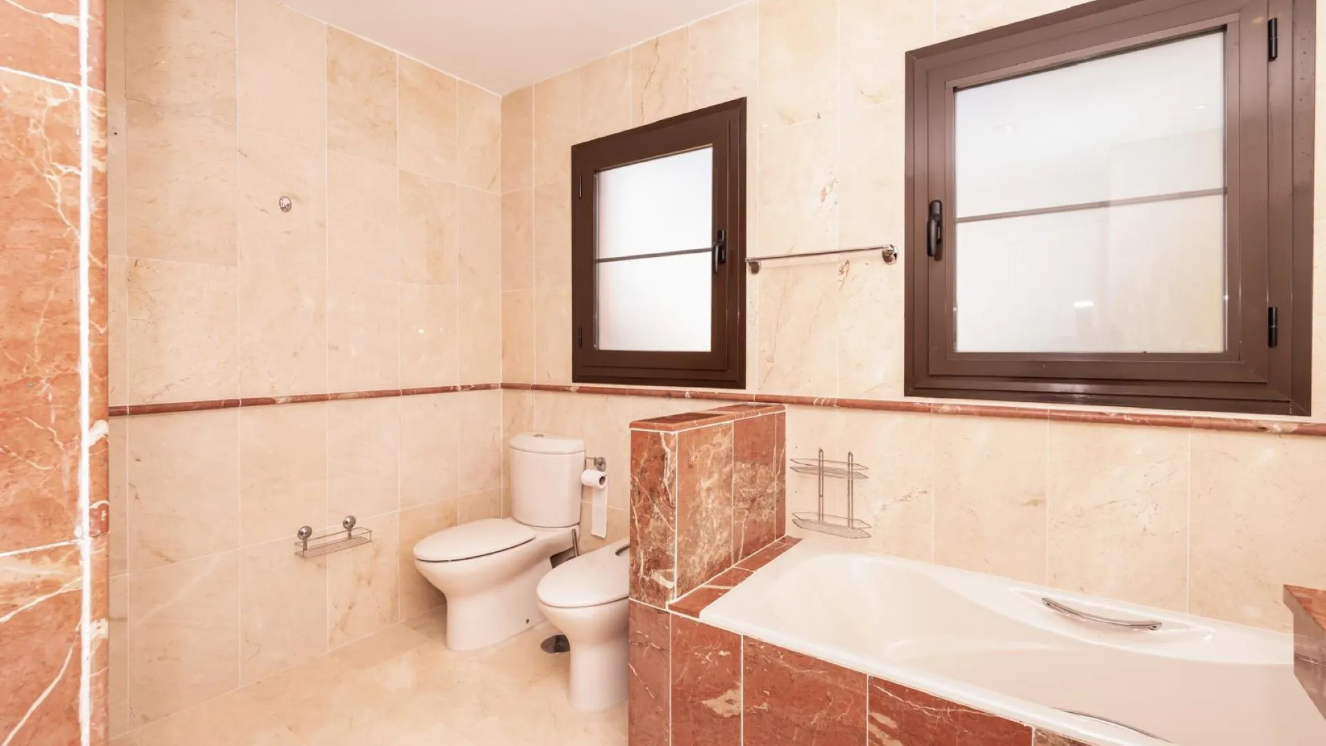 Apartamento con 4 dormitorios en venta en Hacienda del Sol