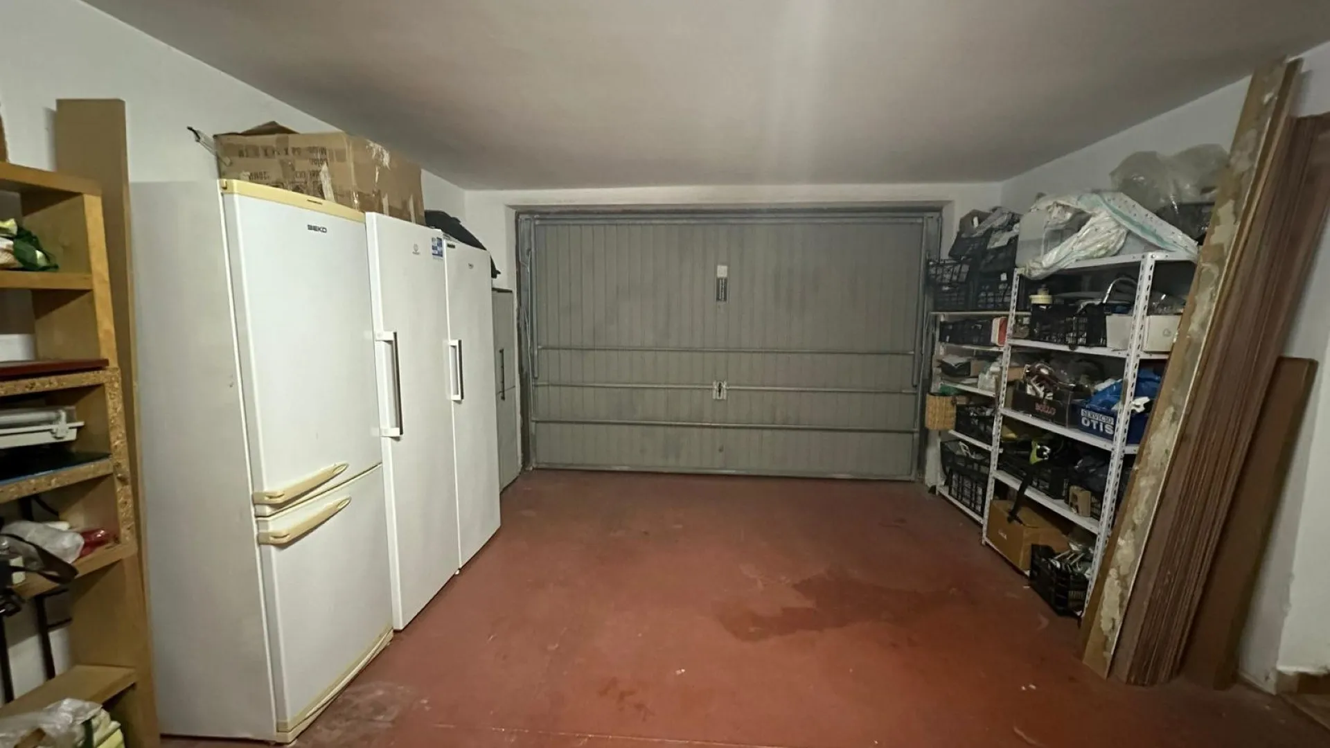 For sale town house with 4 bedrooms in Valdeolletas