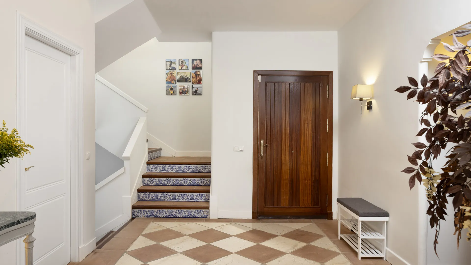 Villa for sale in Zona F with 4 bedrooms
