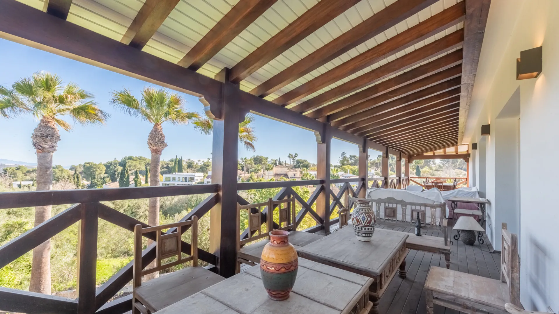 Se vende villa en Sotogrande Costa Central con 5 dormitorios