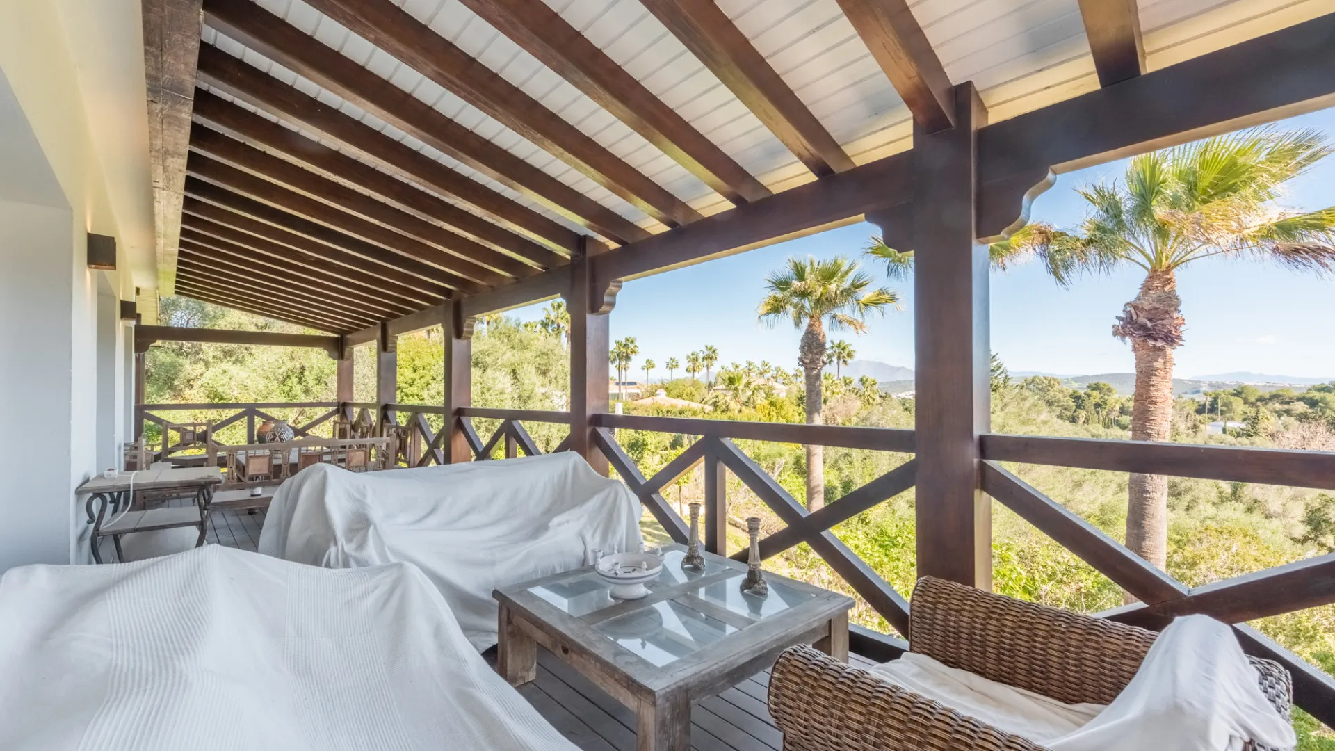 Se vende villa en Sotogrande Costa Central con 5 dormitorios