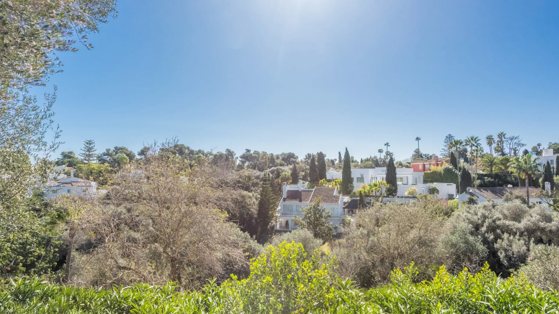 Se vende villa en Sotogrande Costa Central con 5 dormitorios