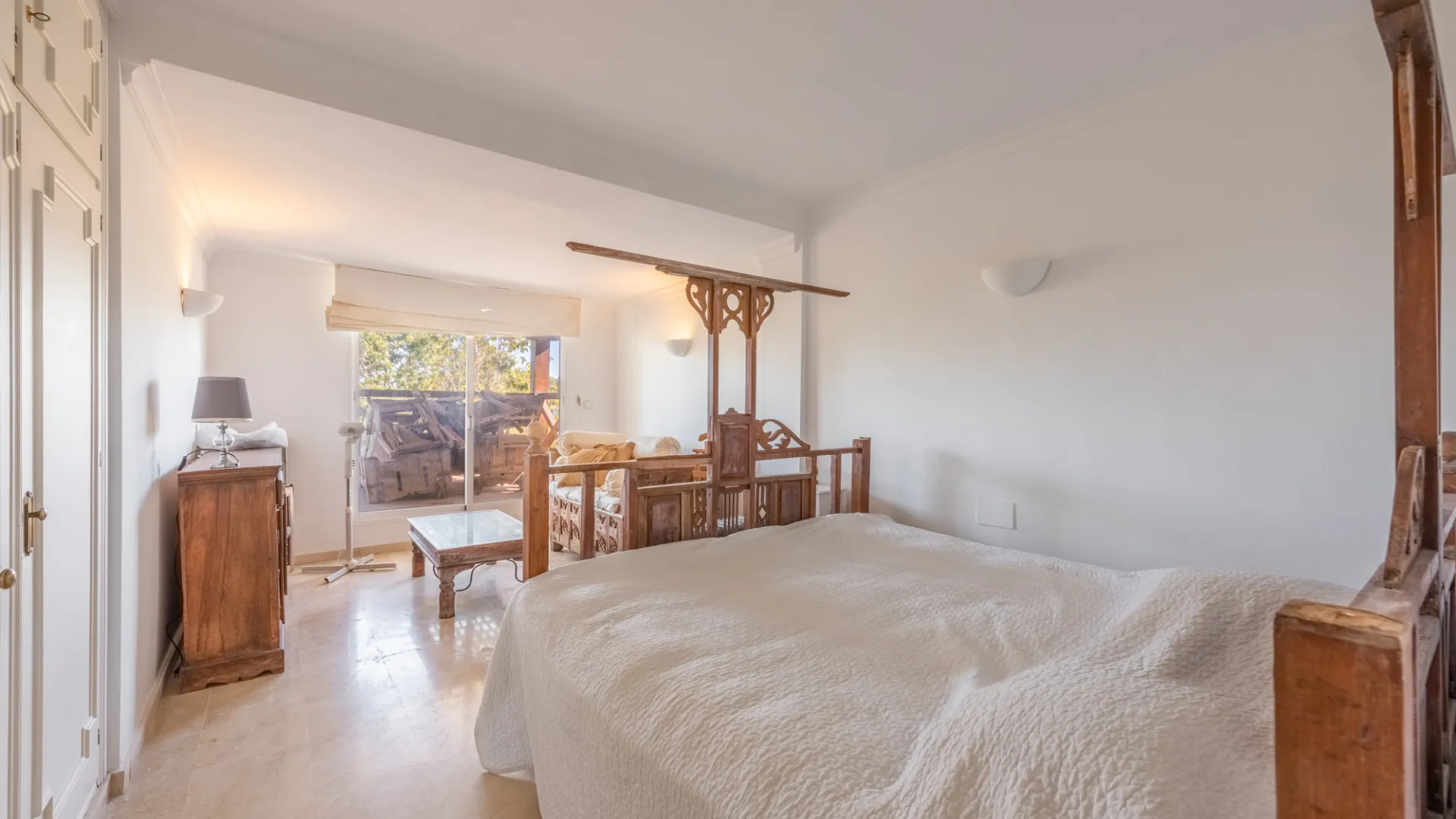 Se vende villa en Sotogrande Costa Central con 5 dormitorios