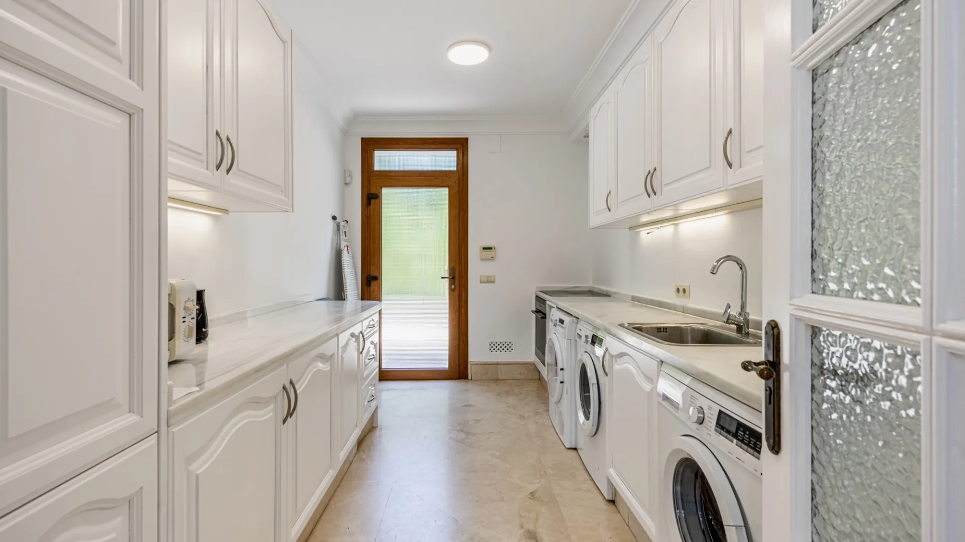Se vende villa en Zona F