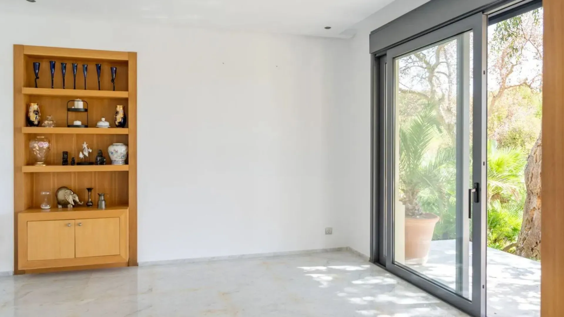 For sale Los Altos de Valderrama 5 bedrooms villa