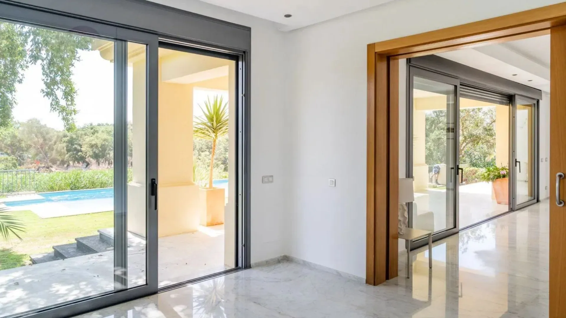 For sale Los Altos de Valderrama 5 bedrooms villa
