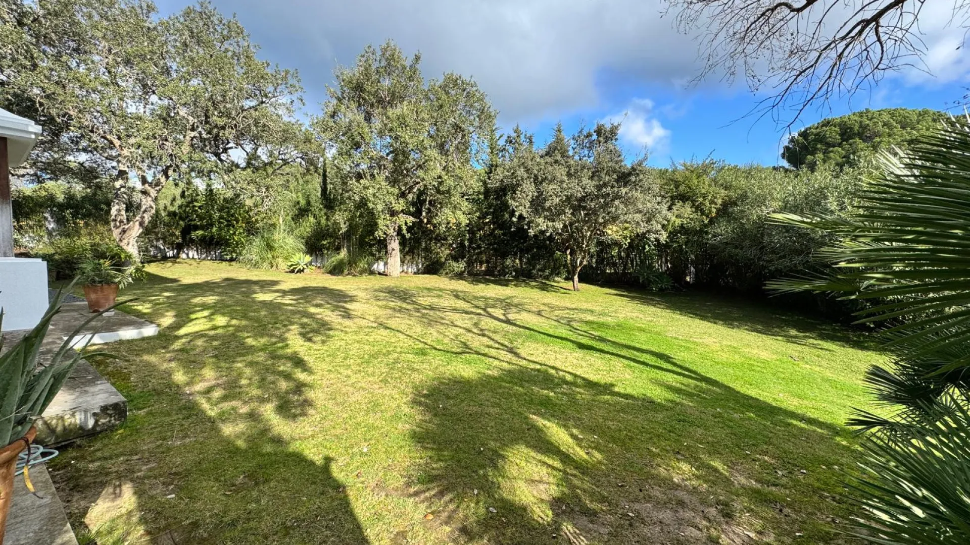For sale Los Altos de Valderrama 5 bedrooms villa