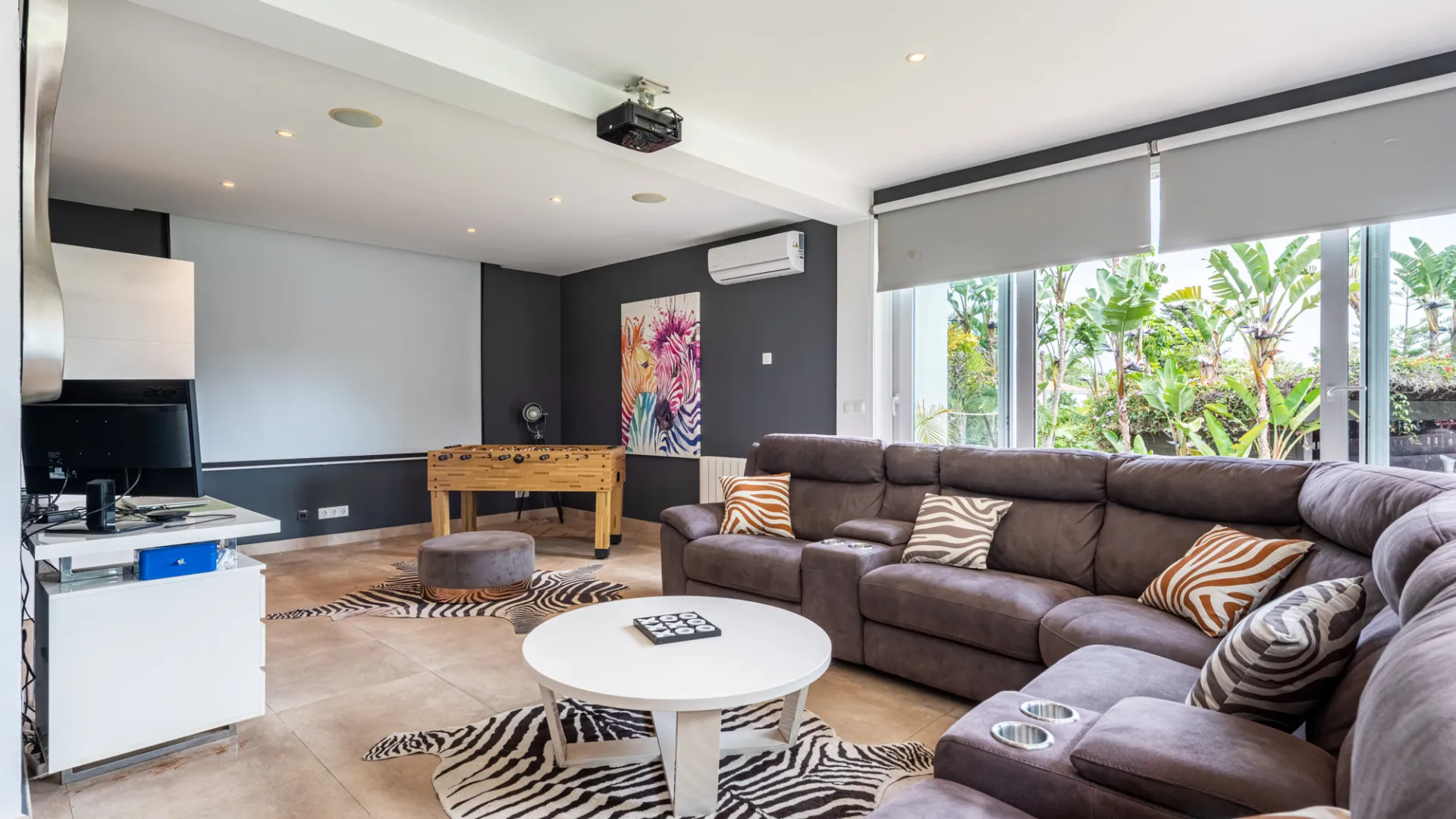 Villa for sale in Sotogrande Costa Central with 5 bedrooms