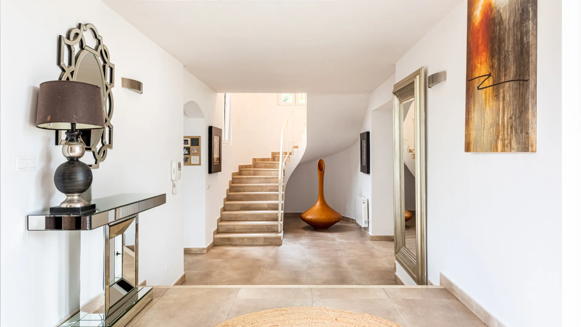 Villa for sale in Sotogrande Costa Central with 5 bedrooms