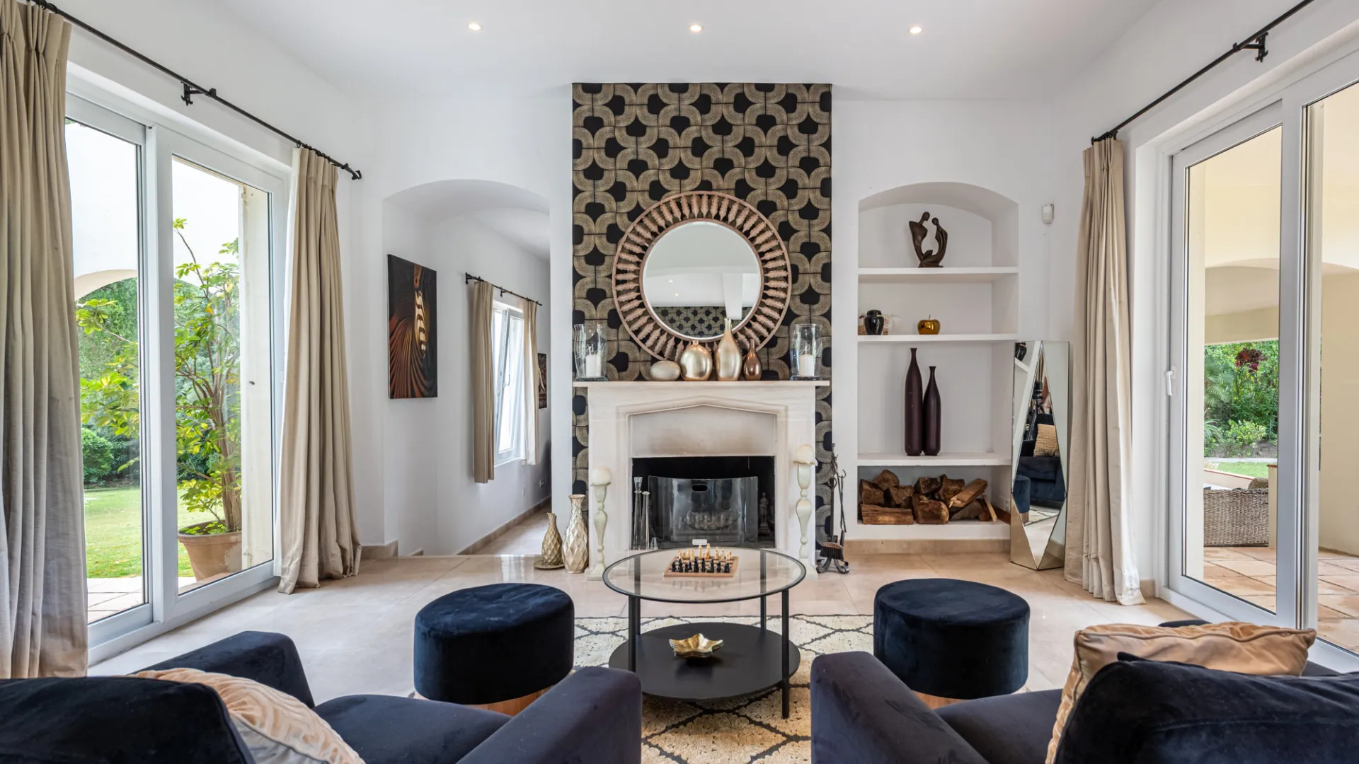 Villa for sale in Sotogrande Costa Central with 5 bedrooms