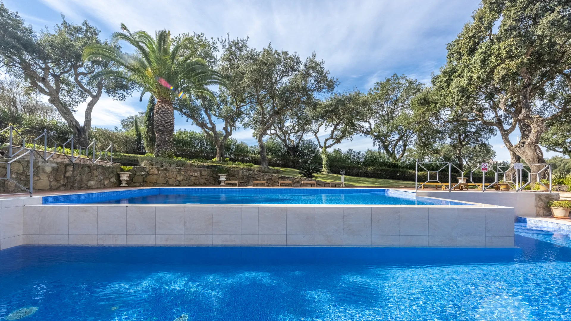 For sale villa with 7 bedrooms in San Roque Club